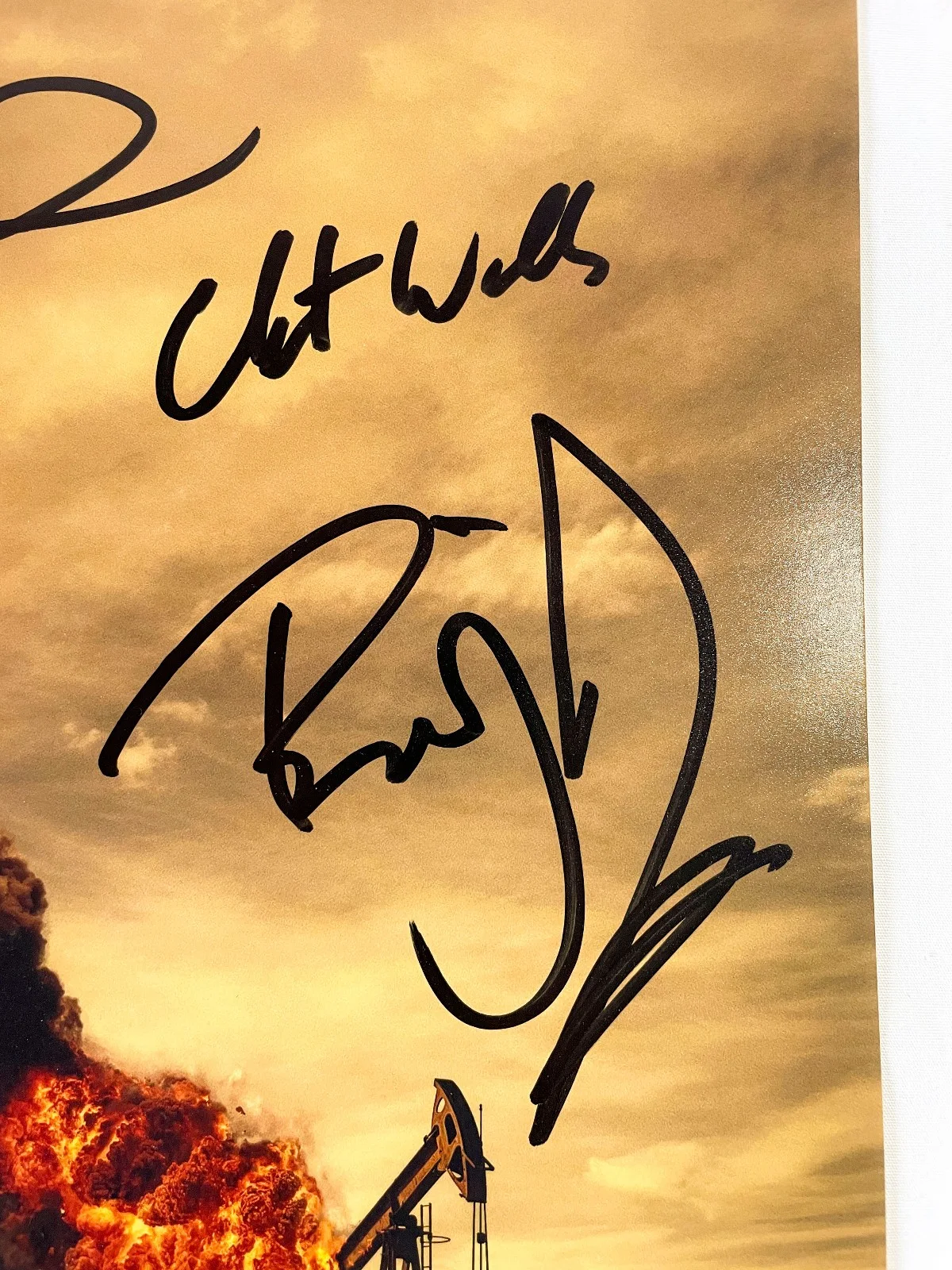 Billy Bob Thornton, Michelle Randolph, Jacob Lofland — Billy Bob Thornton Michelle Randolph 4 Cast Signed LANDMAN 12x18 Photo PROOF JSA, изображение 2