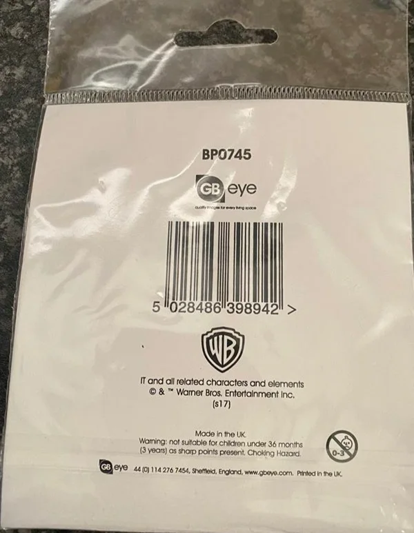 IT CLOWN HORROR FILM BUTTON BADGES MADE IN UK NEW SEALED, изображение 2
