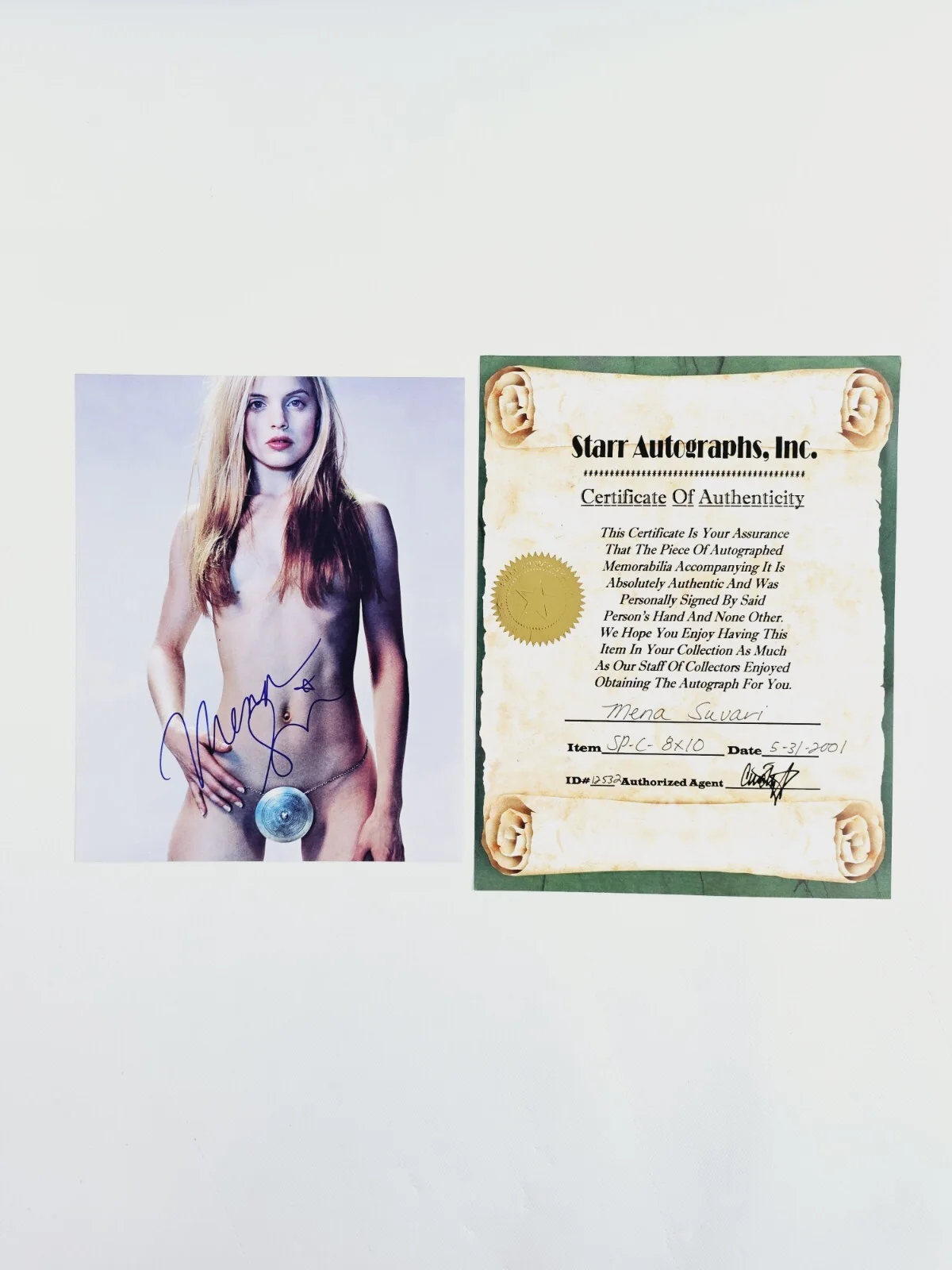 Mena Suvari — Mena Suvari Signed Autographed 8x10 Photo With COA Pin-Up Glossy Picture Vtg, изображение 2