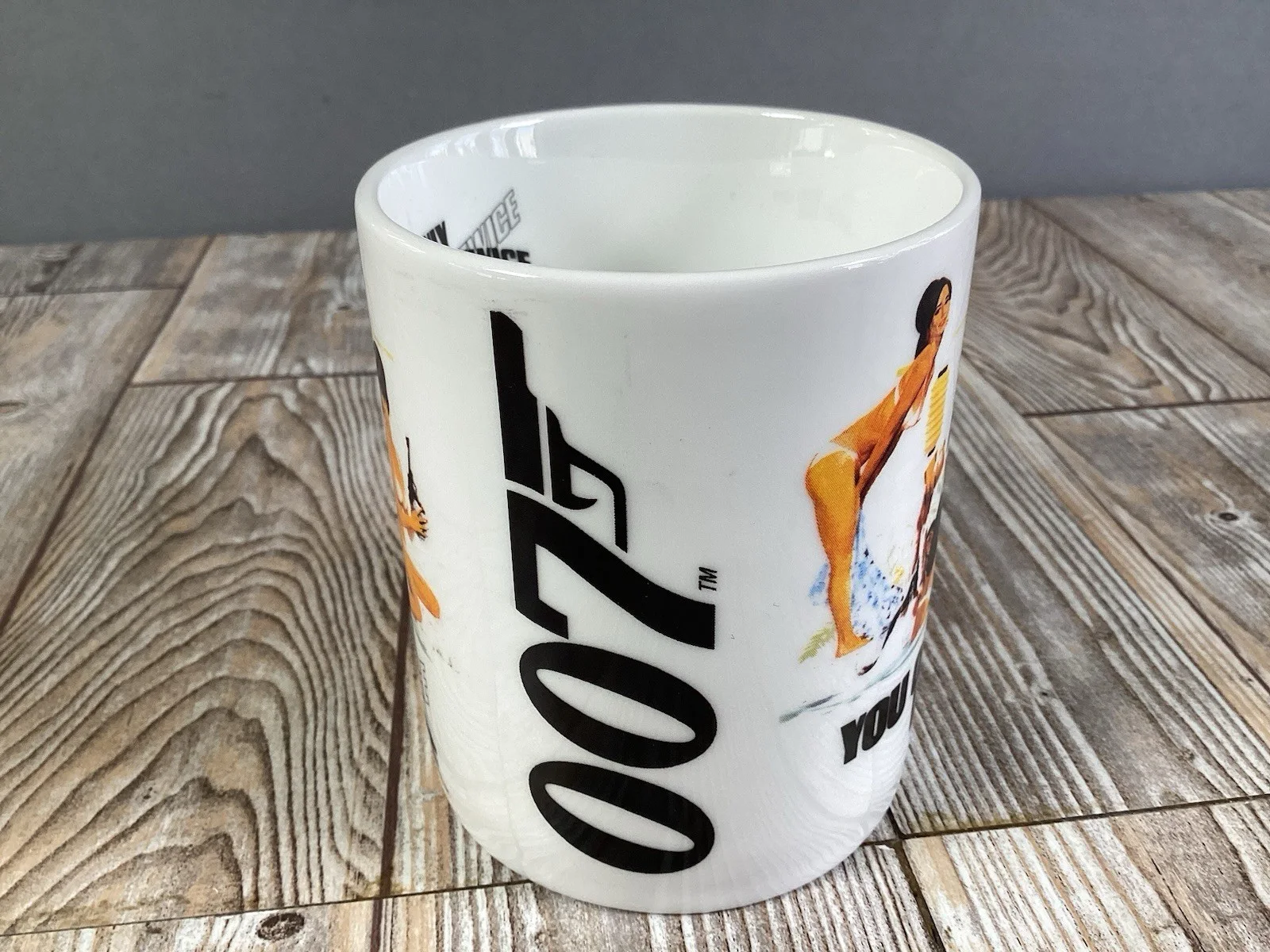 You Only Live Twice Movie Poster Mug - 50th Anniversary Collection - James Bond, изображение 5