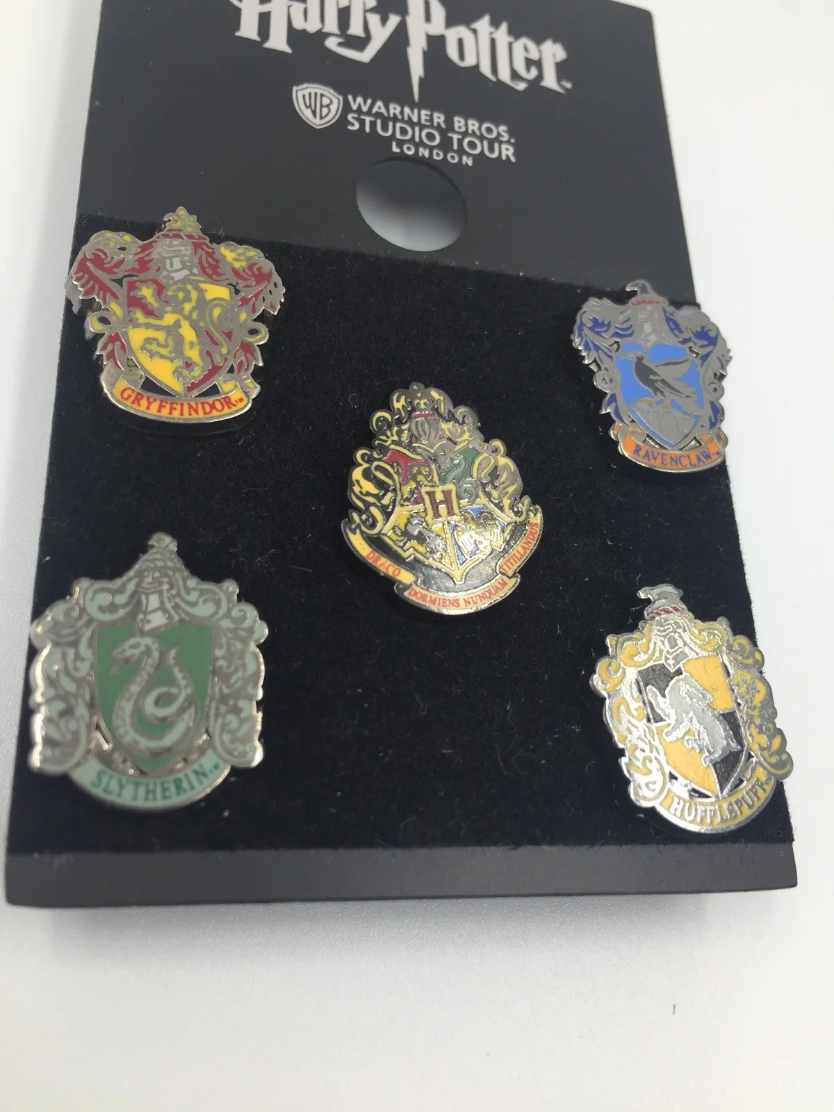 Harry Potter - Set of 5 x ‘House' Pin Badges • Warner Bros Studio Tour • New, image 2