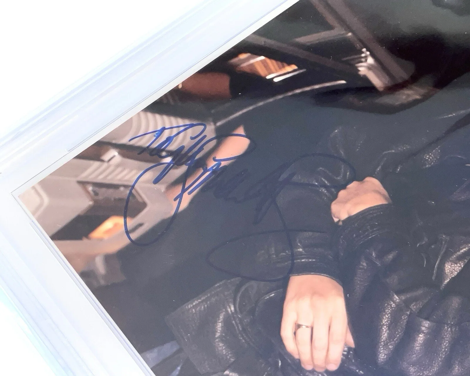 Duran Duran Rare Simon Le Bon Signed Encapsulated 8x10 Photo PSA DNA Certified, изображение 3