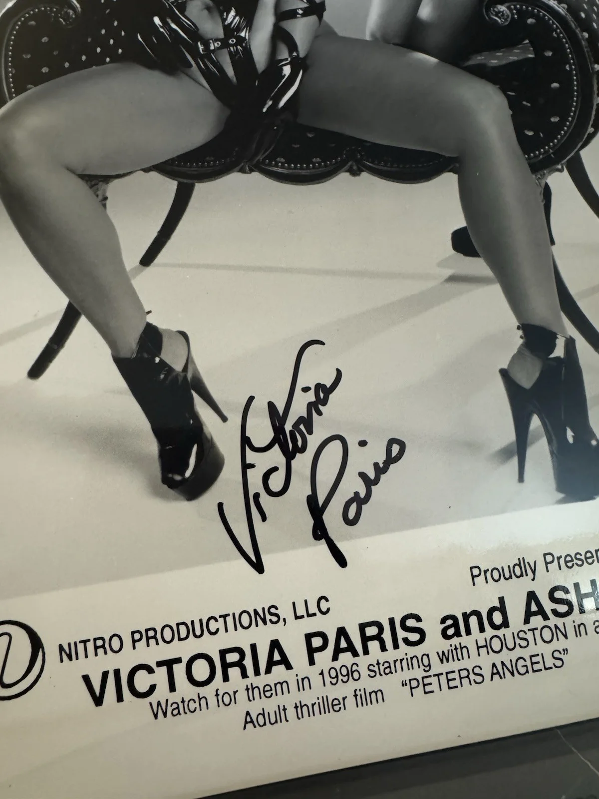 Victoria Paris, Ashlyn Gere — 2x Signed Victoria Paris & Ashlyn Gere Promo Photo Adult Actress RARE Autographs, изображение 2