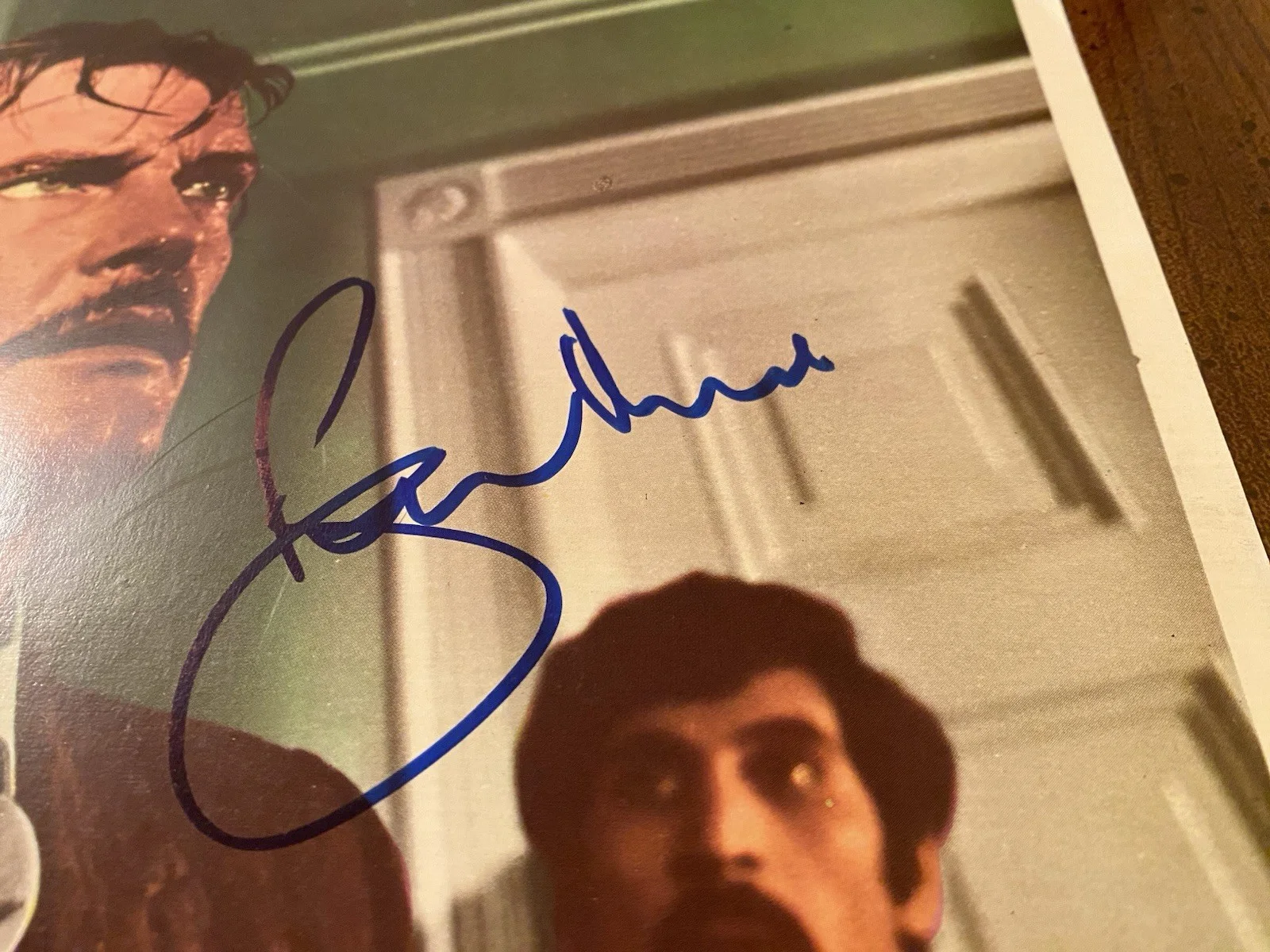 Roger Moore — Roger Moore Signed Autographed Photo With COA The Man Who Haunted Himself, изображение 3