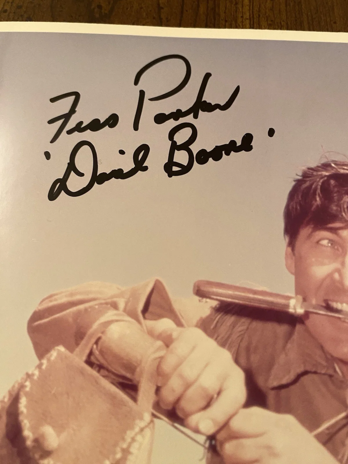 Fess Parker — Fess Parker Signed Autographed Daniel Boone Photo With COA RARE INSCRIPTION, изображение 3