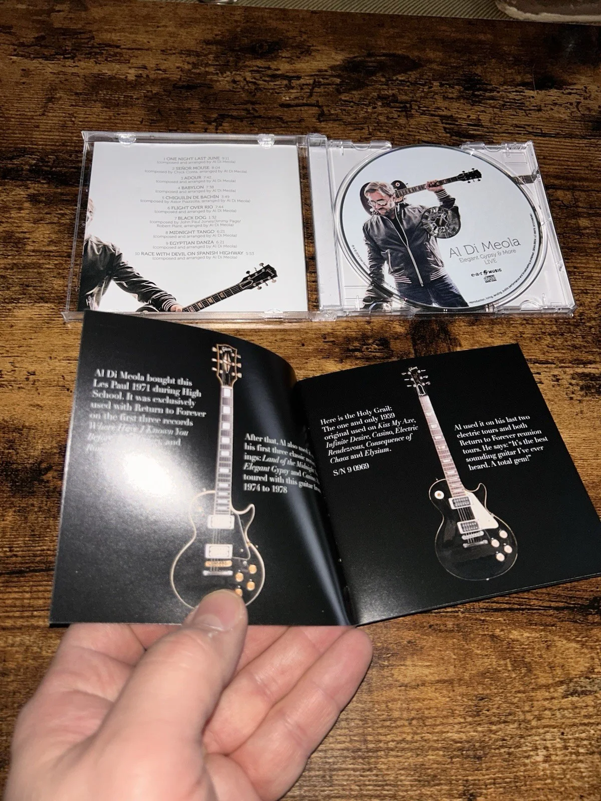 Al Di Meola Elegant Gypsy Live (2018 Hand Autographed Case,CD + Collection Book), изображение 4