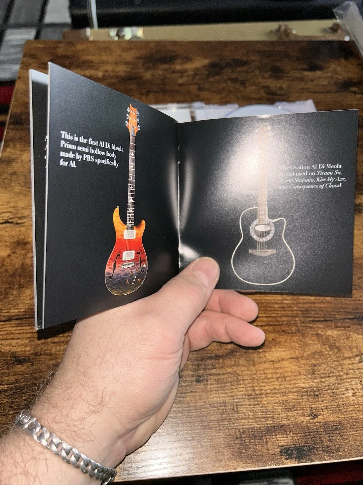 Al Di Meola Elegant Gypsy Live (2018 Hand Autographed Case,CD + Collection Book), изображение 5