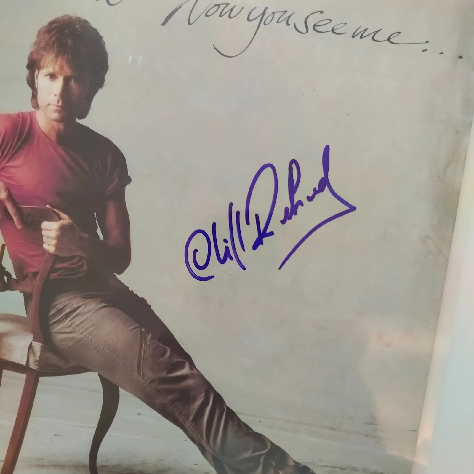 Cliff Richard Signed Now You See Me, Now You Don’t Album Cover + COA, изображение 2