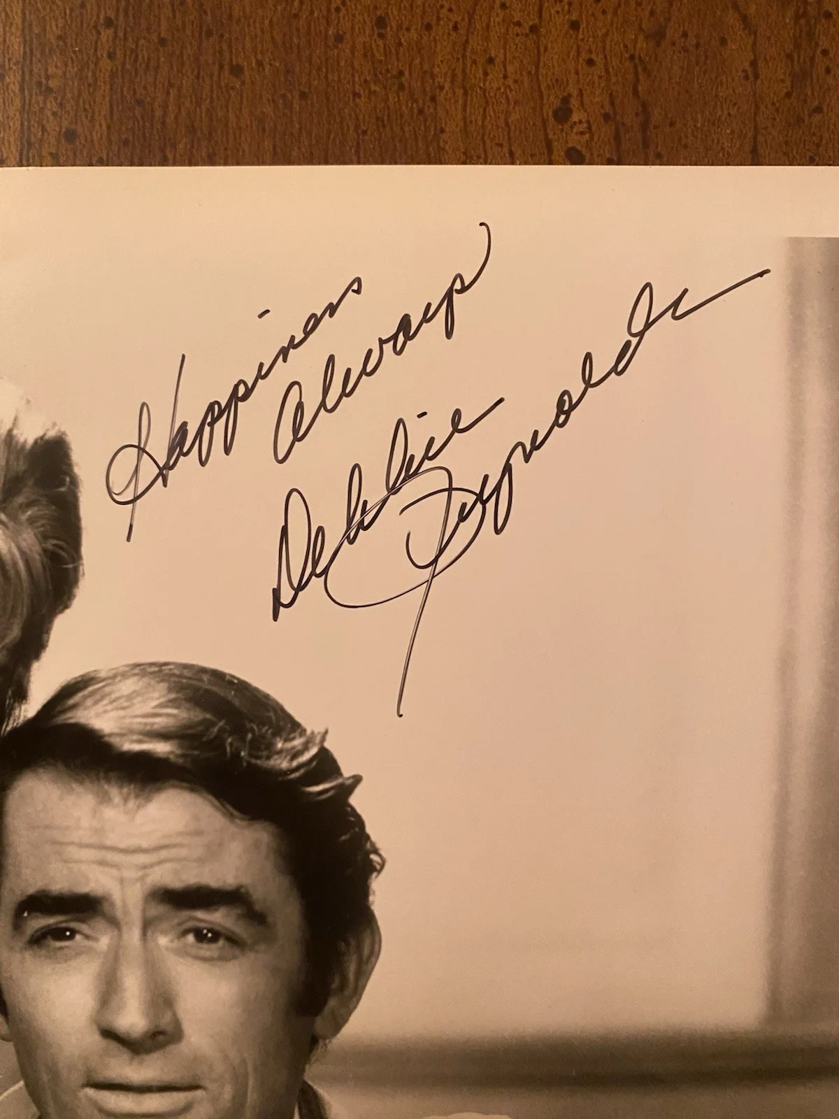 Debbie Reynolds — Debbie Reynolds Signed Autographed Photo w COA How The West Was Won Gregory Peck, изображение 2