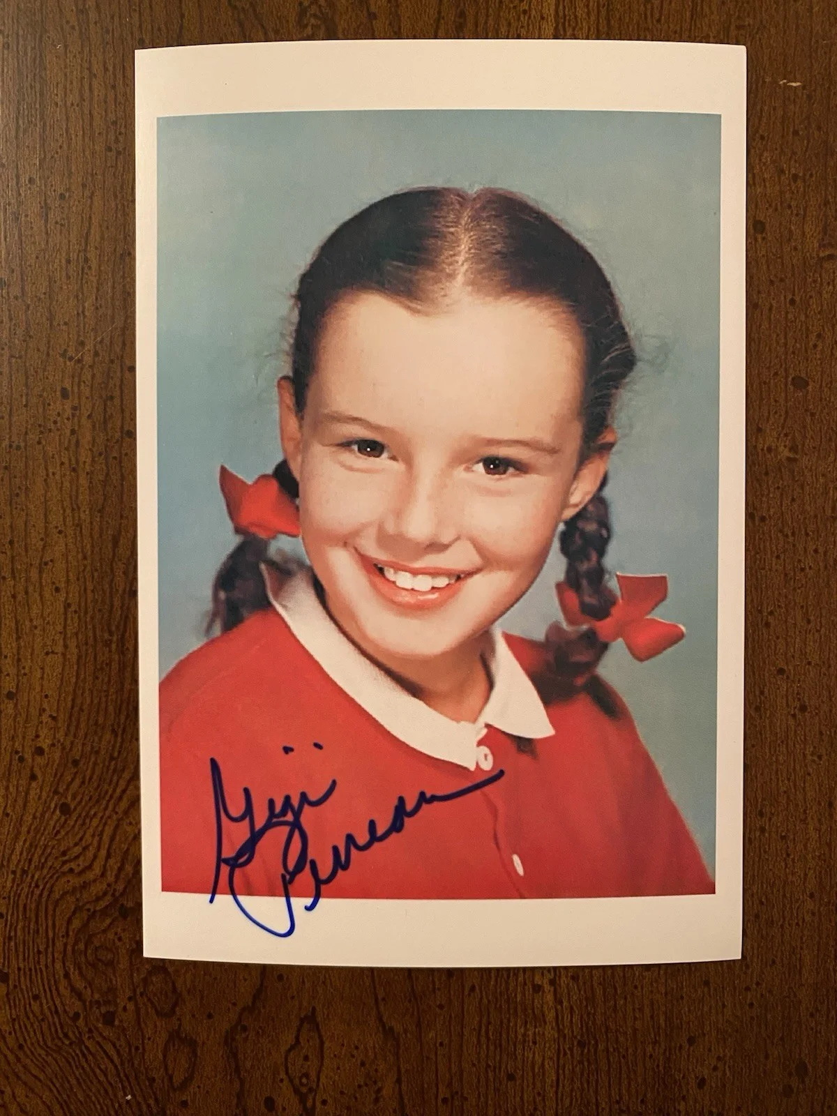 Gigi Perreau — Gigi Perreau Signed Autographed Photo The Man In The Gray Flannel Suit