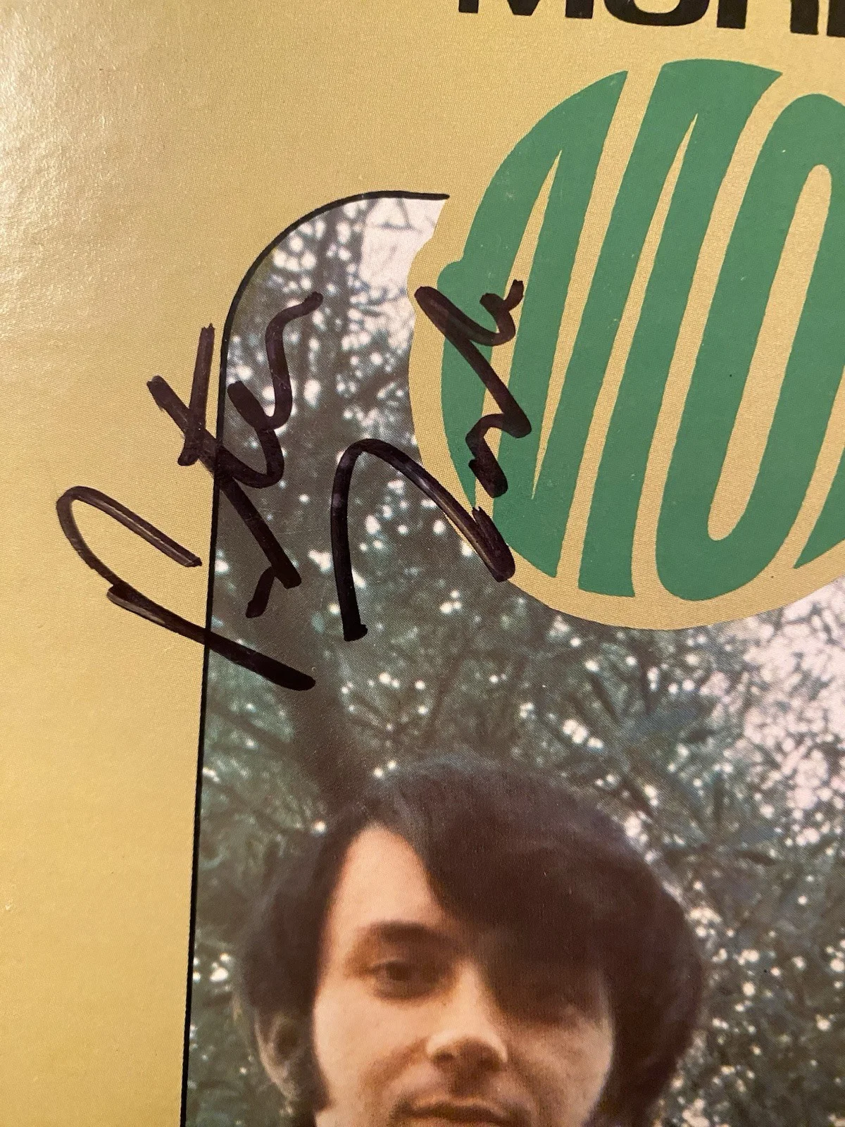 The Monkees Signed Autographed Album By 3 With COA IN PERSON NICE Davy Jones Etc, изображение 2