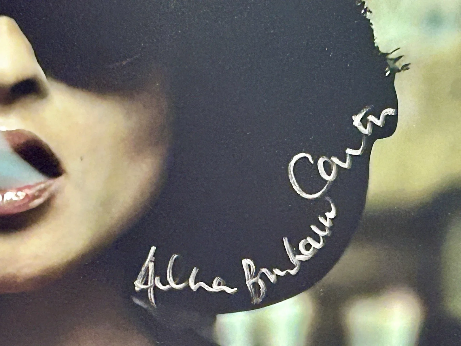 Helena Bonham Carter — Helena Bonham Carter Fight Club Autographed Signed 11x17 Photo Beckett Cert, изображение 2