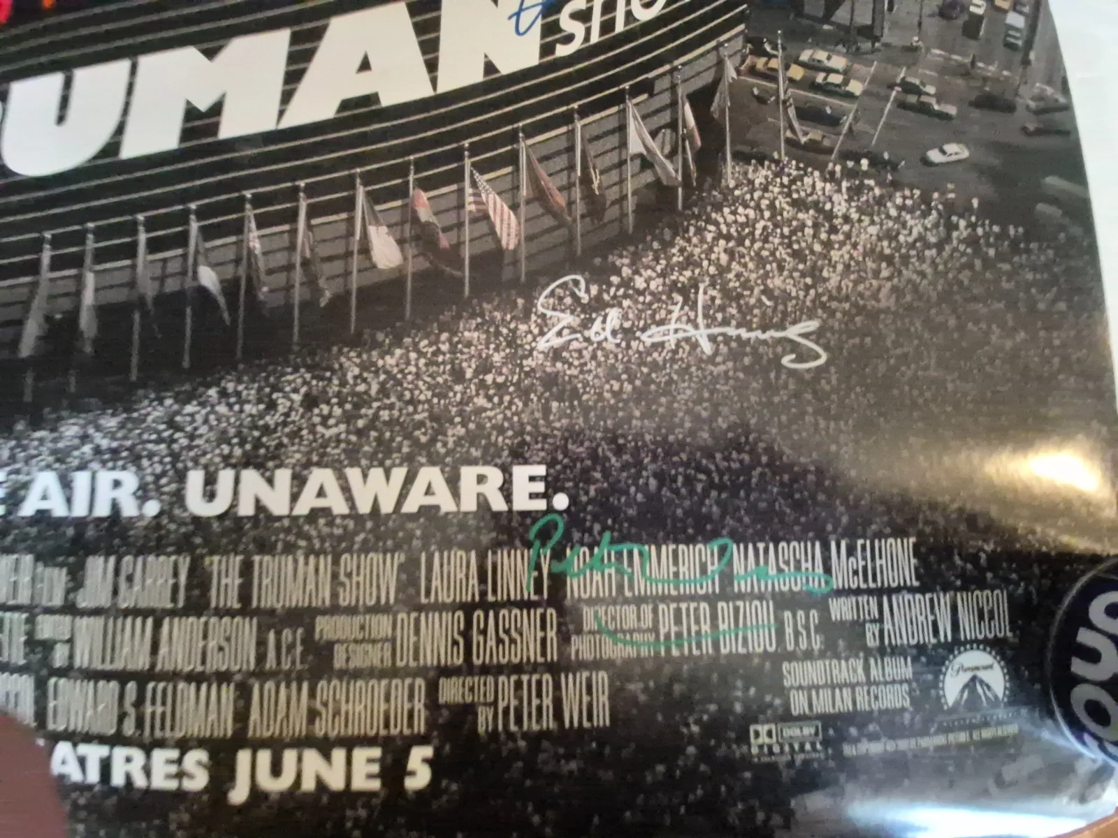SEE BELOW — the TRUMAN SHOW-CAST SIGNED--MOVIE POSTER-w/COA ekim, изображение 5