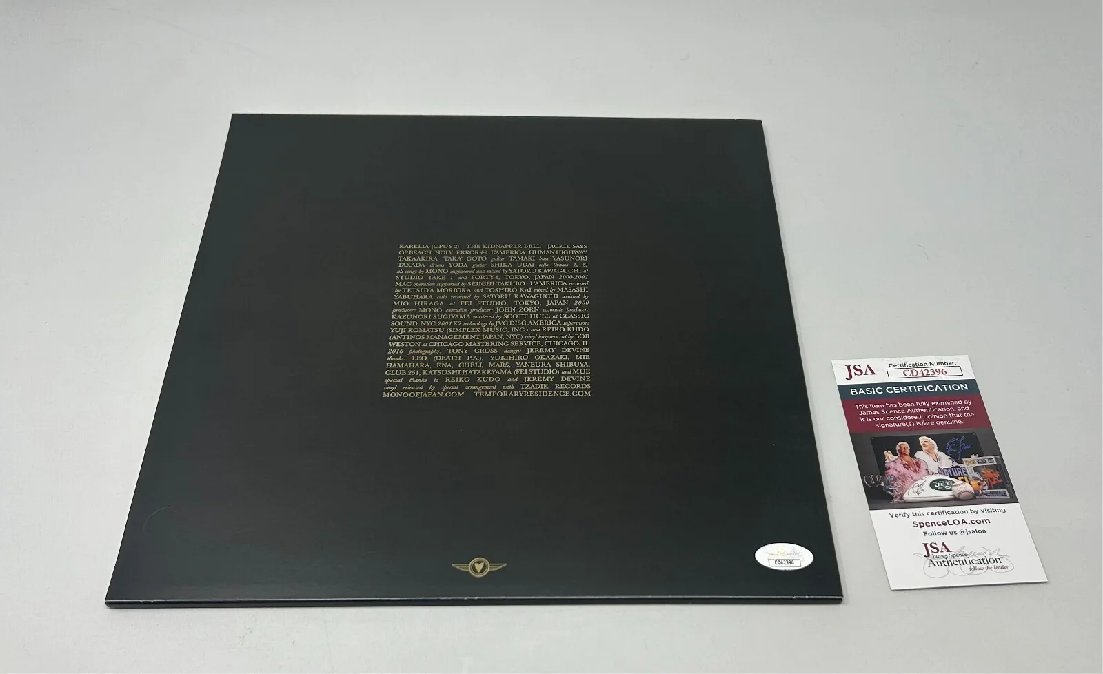 Mono signed Under The Pipal Tree Album (Yoda and Taka) JSA COA, изображение 2