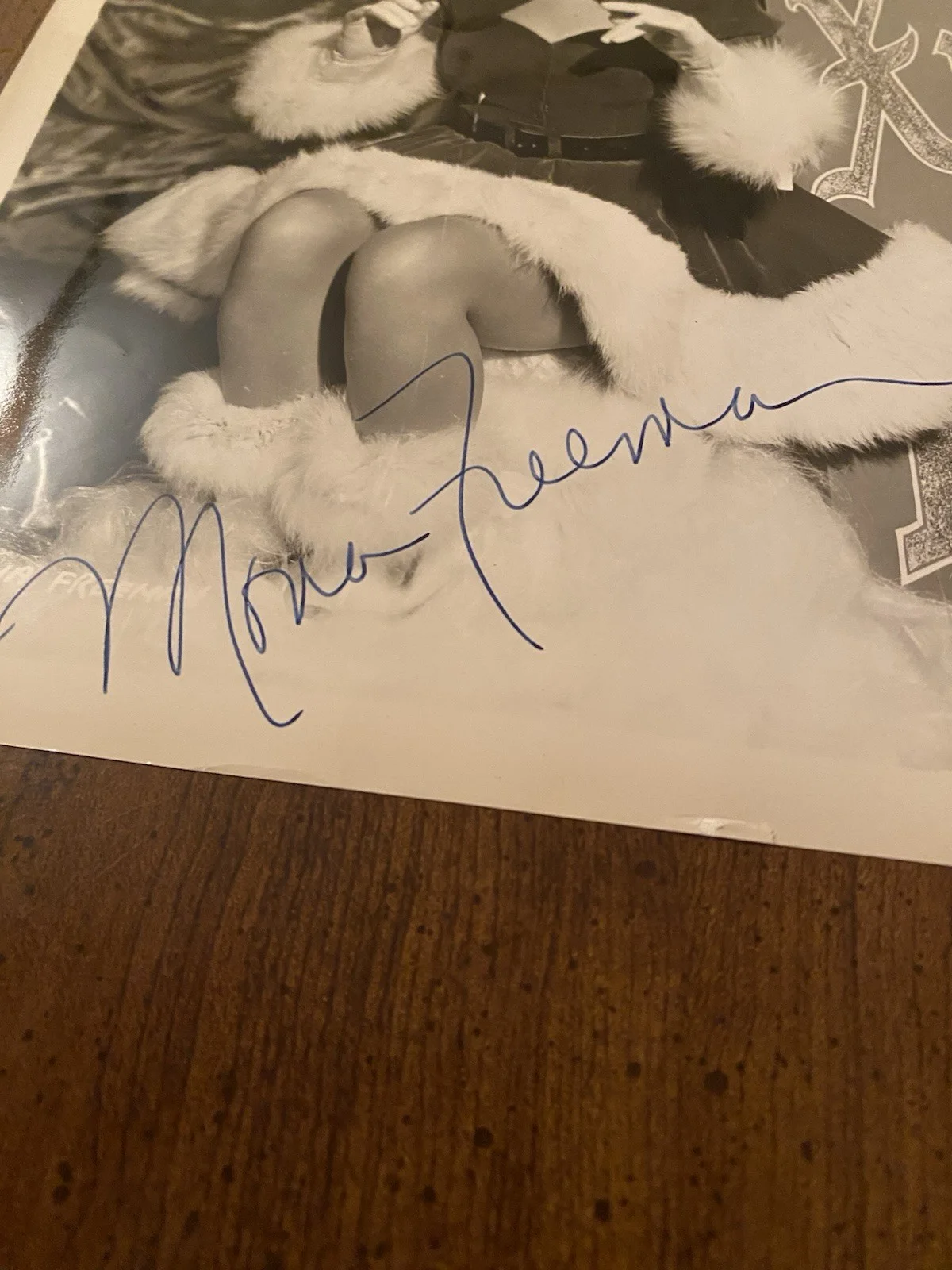 Mona Freeman — Mona Freeman Signed Autographed Vintage Christmas Photo With COA Black Beauty, image 3