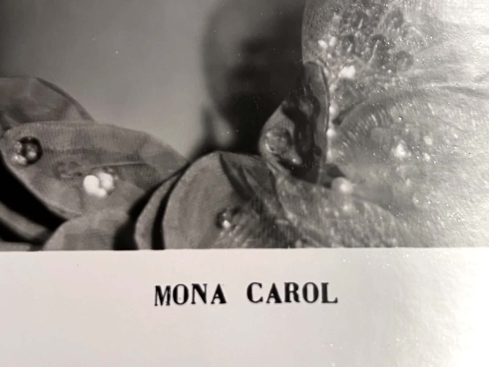 Celebrity Autograph MONA CAROL Signed Photo WJR Clark Reid Detroit, изображение 3