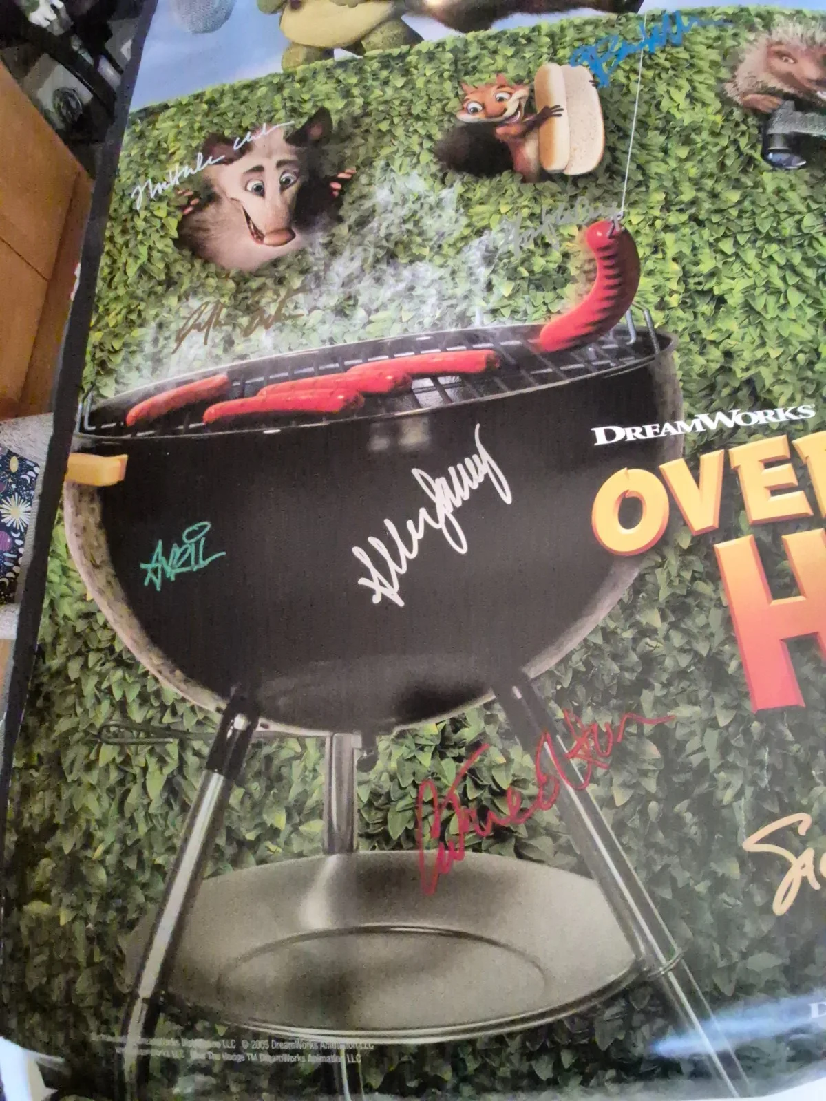SEE BELOW — OVER THE HEDGE-BRUCE WILLIS CAST SIGNED-THE MOVIE TPOSTER-w/COA ekim, image 4