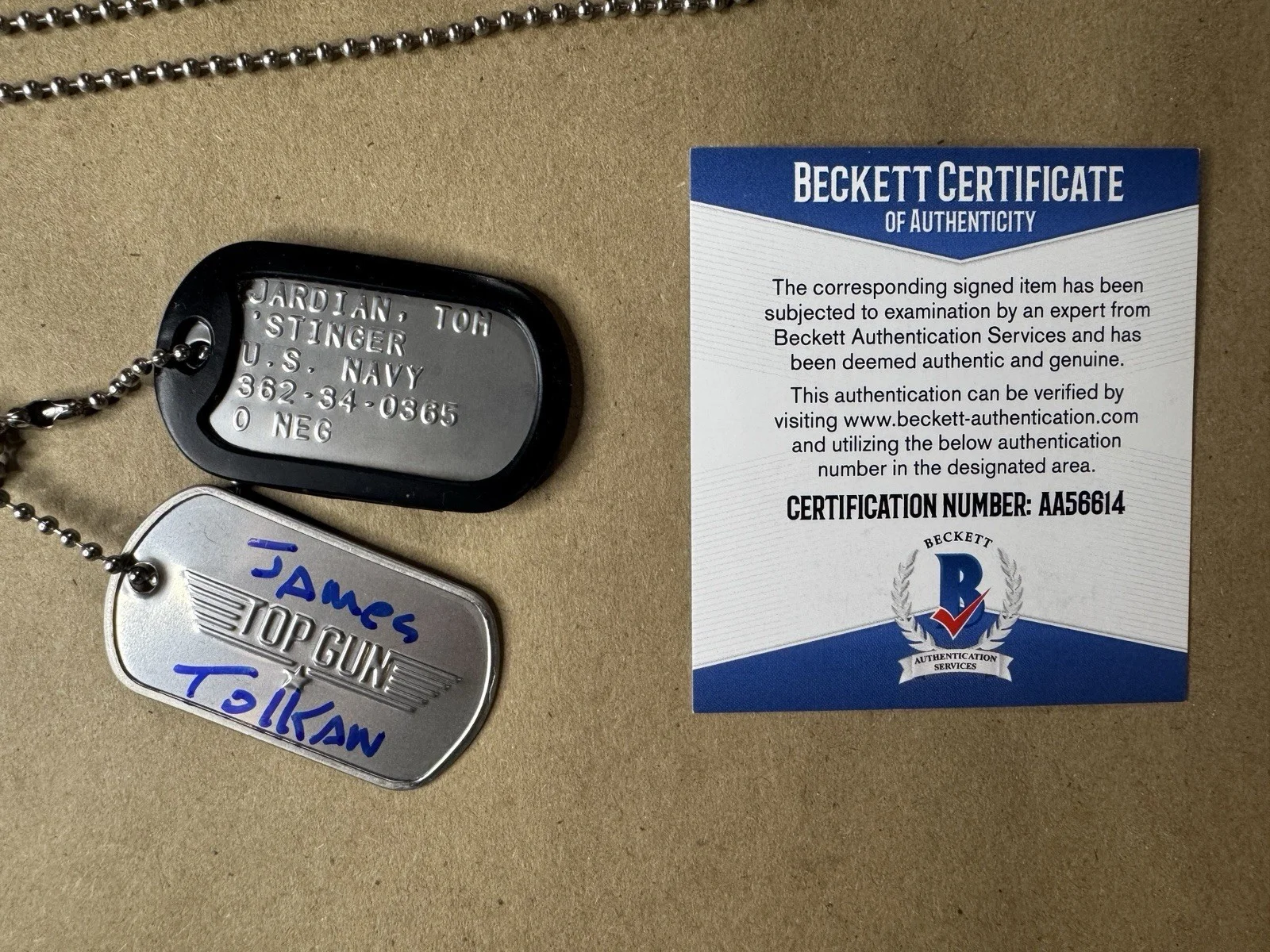 James Tolkan — Signed James Tolkan Autographed Top Gun "Stinger" Custom Dog Tags Beckett COA, image 2