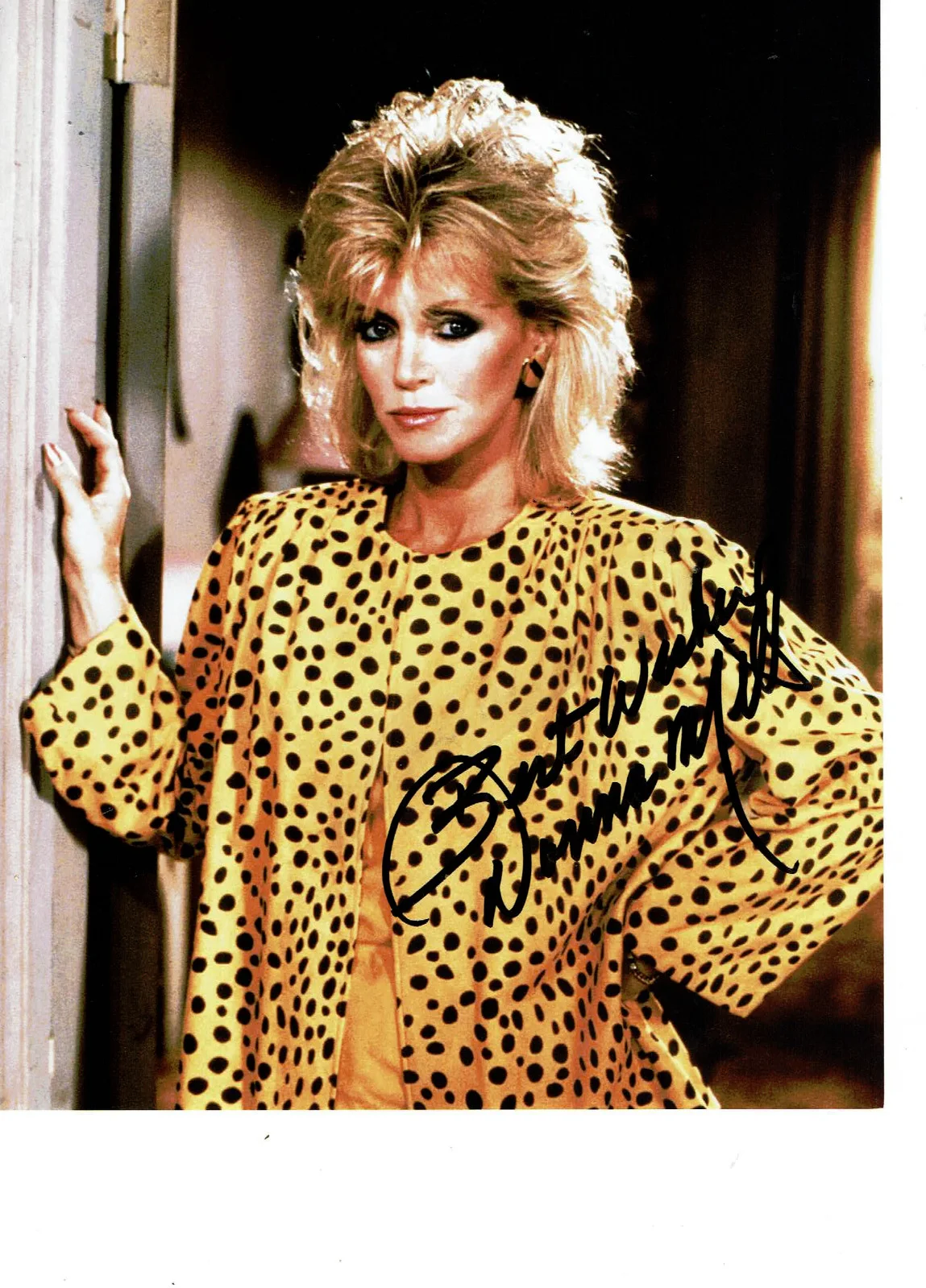 Donna Mills — Knots Landing Donna Mills autographed 8x10 great color photo