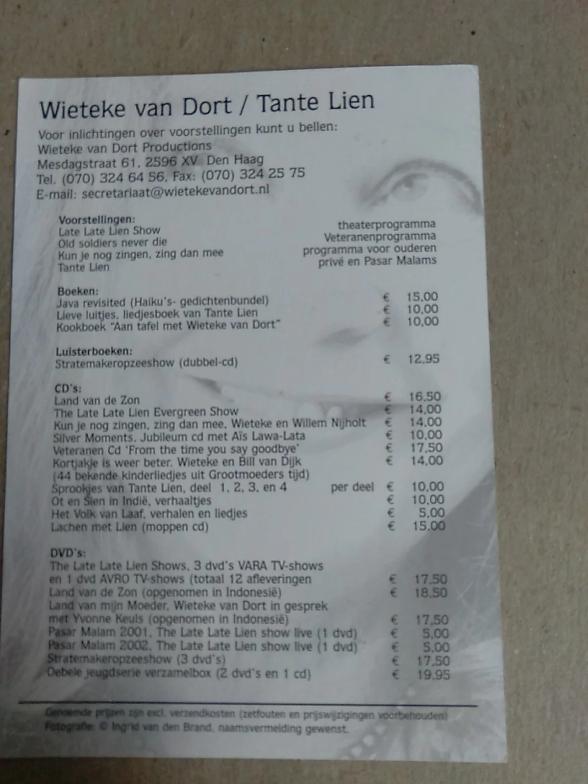 Wieteke Van Dort Actress Tante Lien Ajoen Ajoen 1991 Signed Autograph 6x4 Flyer, изображение 3