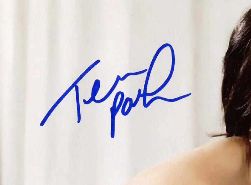 TERA PATRICK SIGNED AUTOGRAPHED 11x14 PHOTO ADULT MOVIE ACTRESS RARE BECKETT BAS, изображение 2