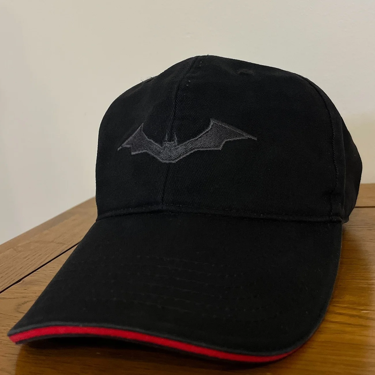 THE BATMAN Cast & Crew Cap Hat OS 2020 Production Gift Movie Film DC Comics, image 3