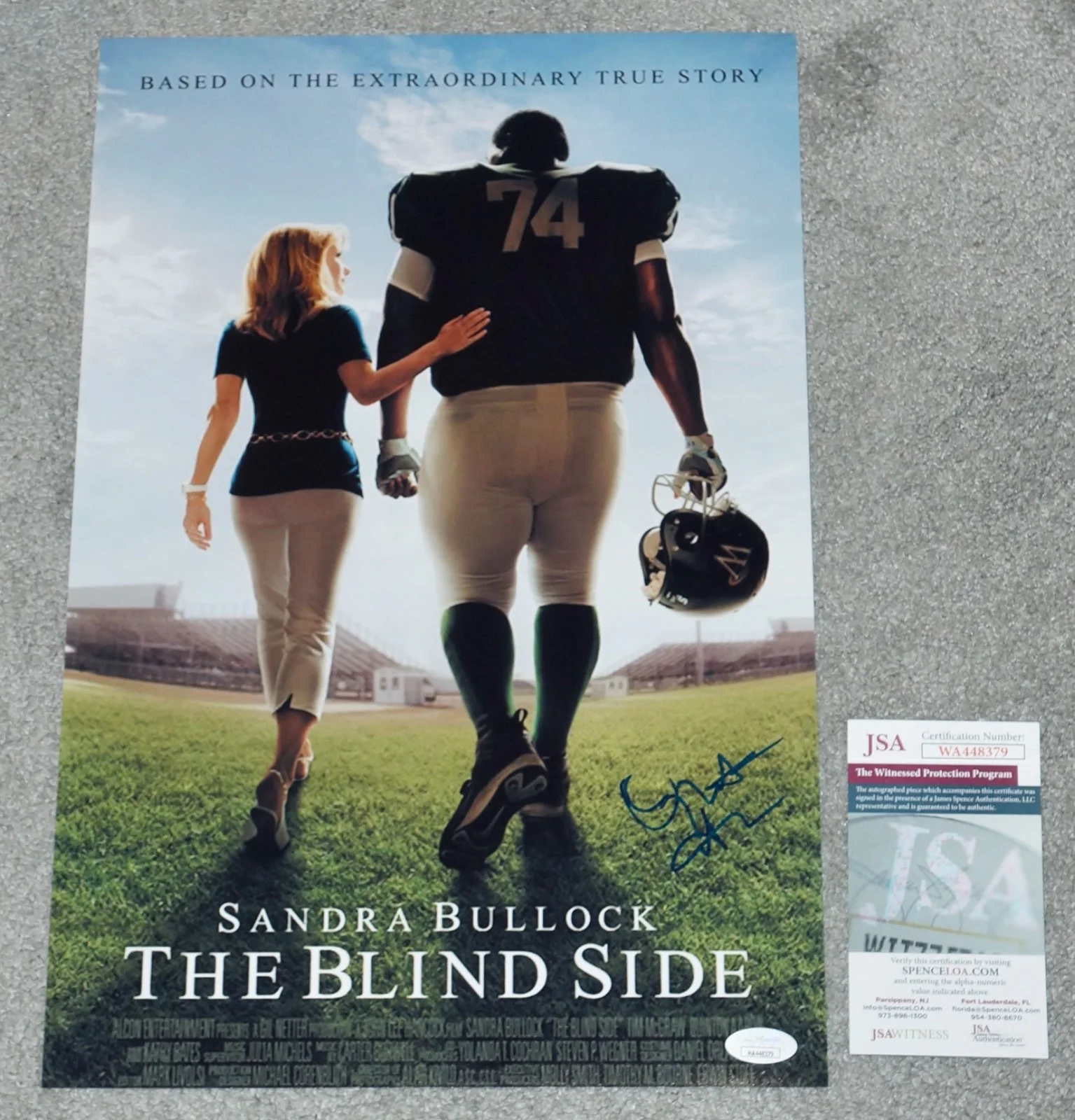 Quinton Aaron — QUINTON AARON "THE BLINDSIDE" Movie 11x17 Photo + JSA Wit COA WA448379