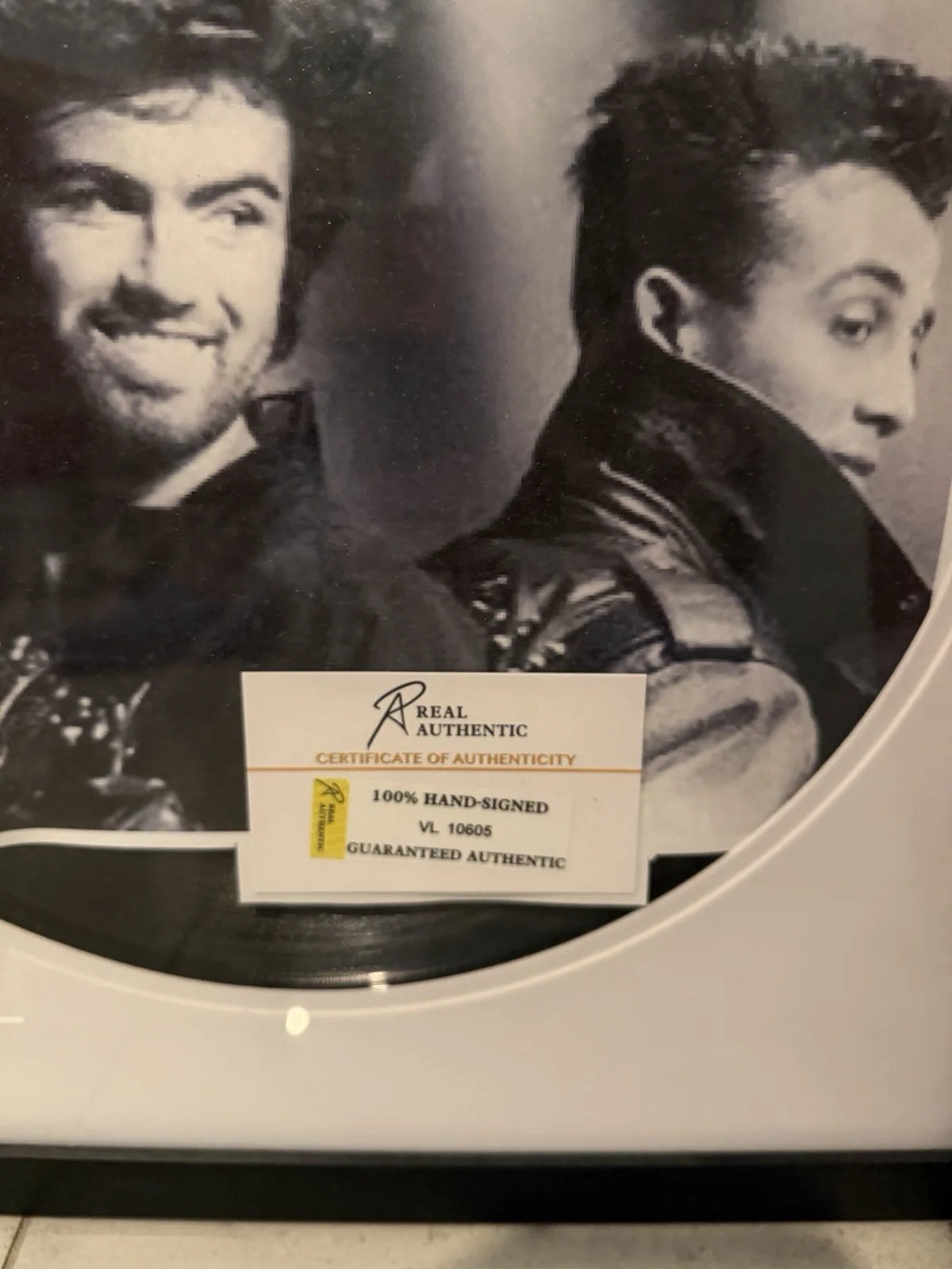 George Micheal, Andrew Ridgeley — George Michael Andrew Ridgeley Wham! Signed Autograph LP I’m Your Man COA, изображение 5