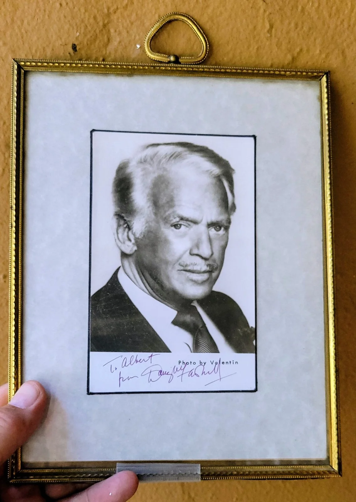 Douglas fairbanks Jr — DOUGLAS FAIRBANKS JR SIGNED VINTAGE PHOTO PHOTOGRAPH AUTOGRAPHED FAMOUS ACTOR