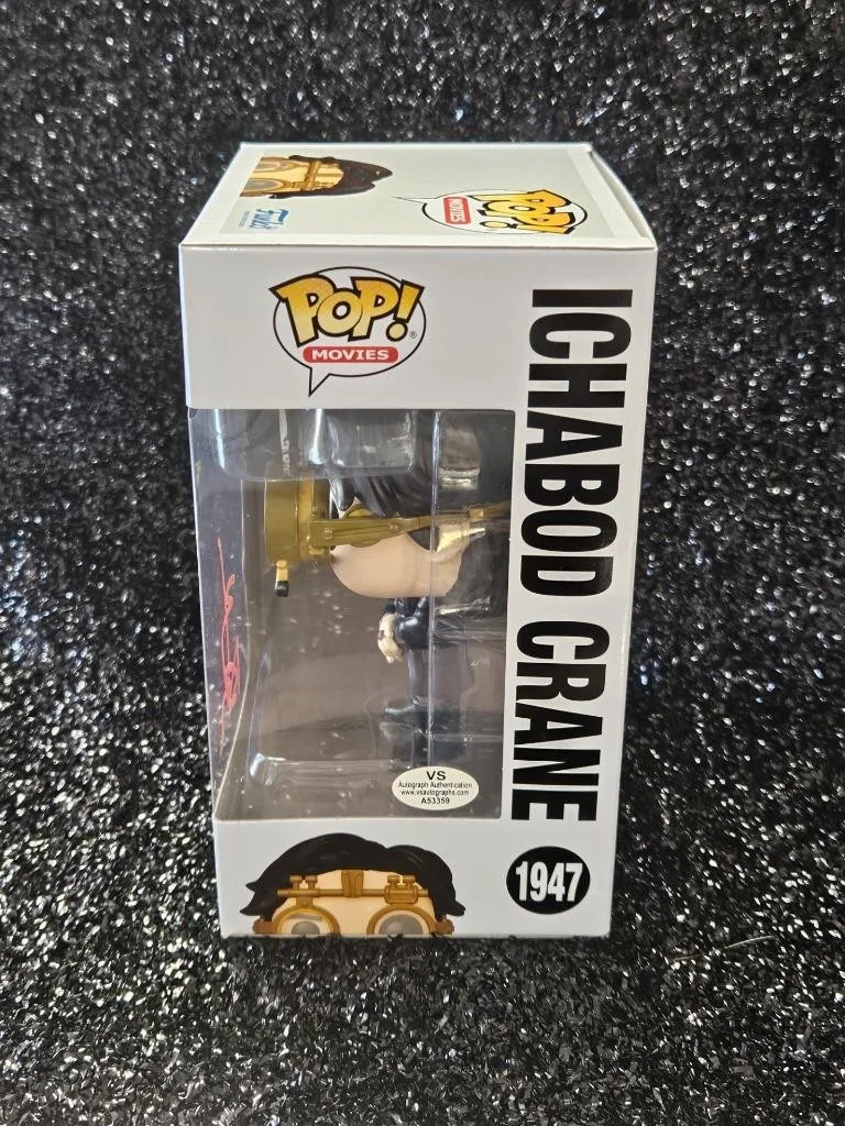 JOHNNY DEPP — JOHNNY DEPP SIGNED AUTOGRAPHED FUNKO POP! 1947 SLEEPY HOLLOW ICHABOD CRANE COA, image 5
