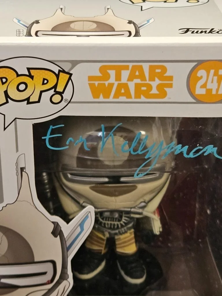 ERIN KELLYMAN — ERIN KELLYMAN HAND SIGNED AUTOGRAPHED FUNKO POP! 247 ENFYS NEST STAR WARS W/ COA, изображение 2