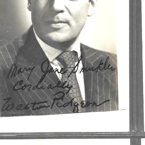 original Hand signed 4 x 6 photo by Walter Pidgeon, image 2