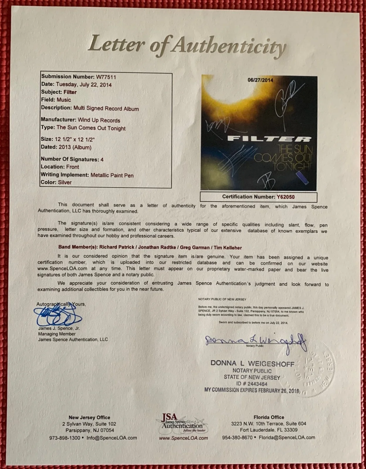 JSA LOA signed by all FILTER autographed "THE SUN COMES OUT TONIGHT" Album, изображение 4
