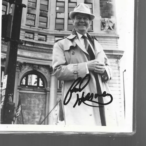 original Hand signed 4 x 6 photo by Paul Harvey, image 2