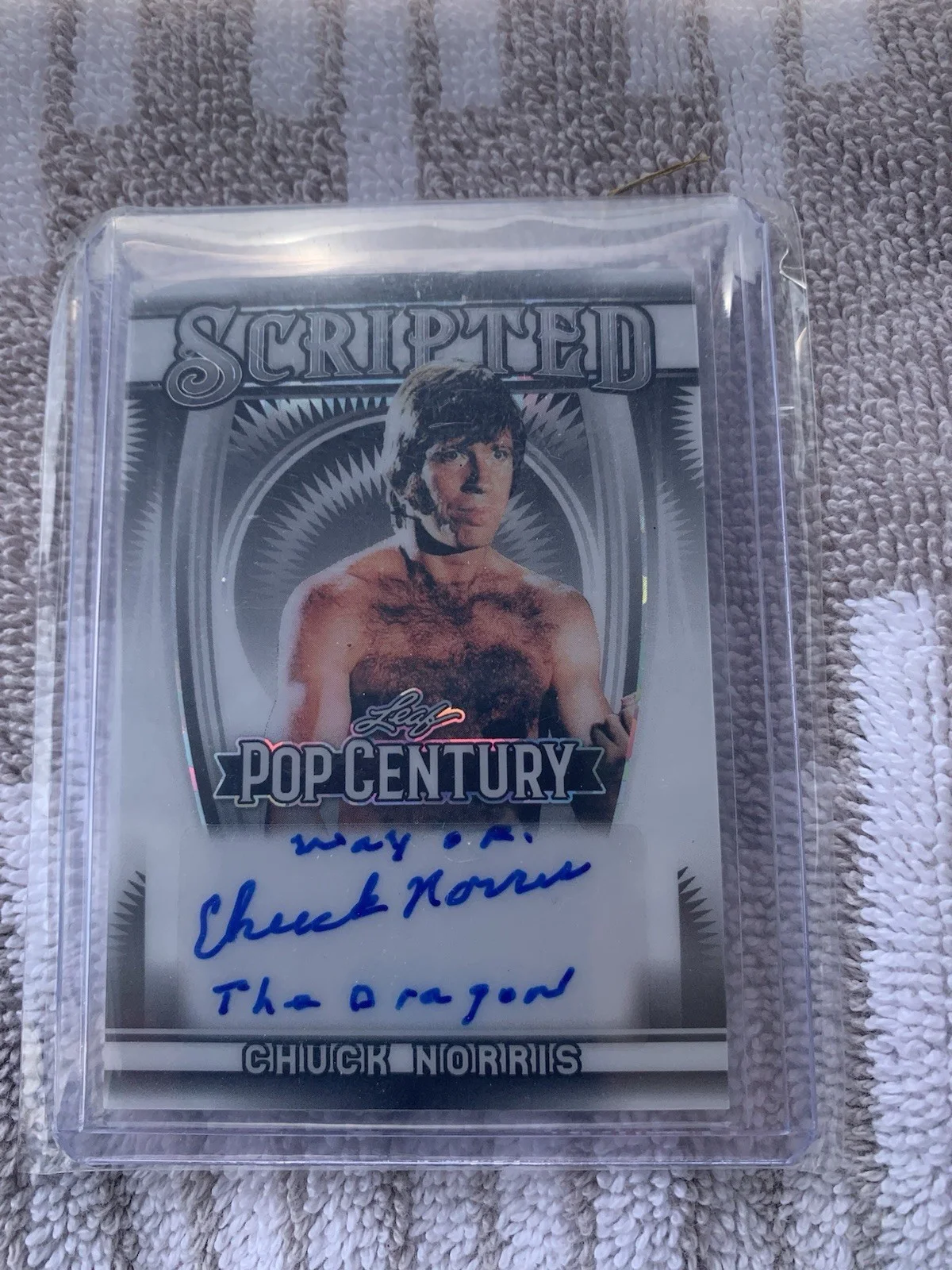 CHUCK NORRIS COMBO 1-2025 LEAF POP CENTURY AUTO 1/1,FUNKO AMMO BOX LOOK DES/PICS, изображение 2