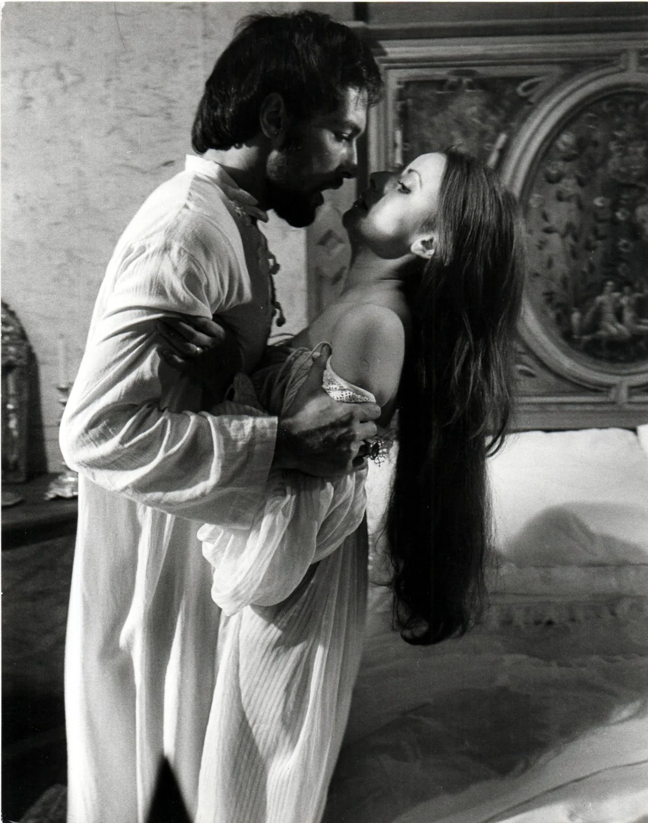 ABDICATION 1974 Peter Finch, Liv Ullmann, James Faulkner 14 DELUXE PHOTOS, изображение 5