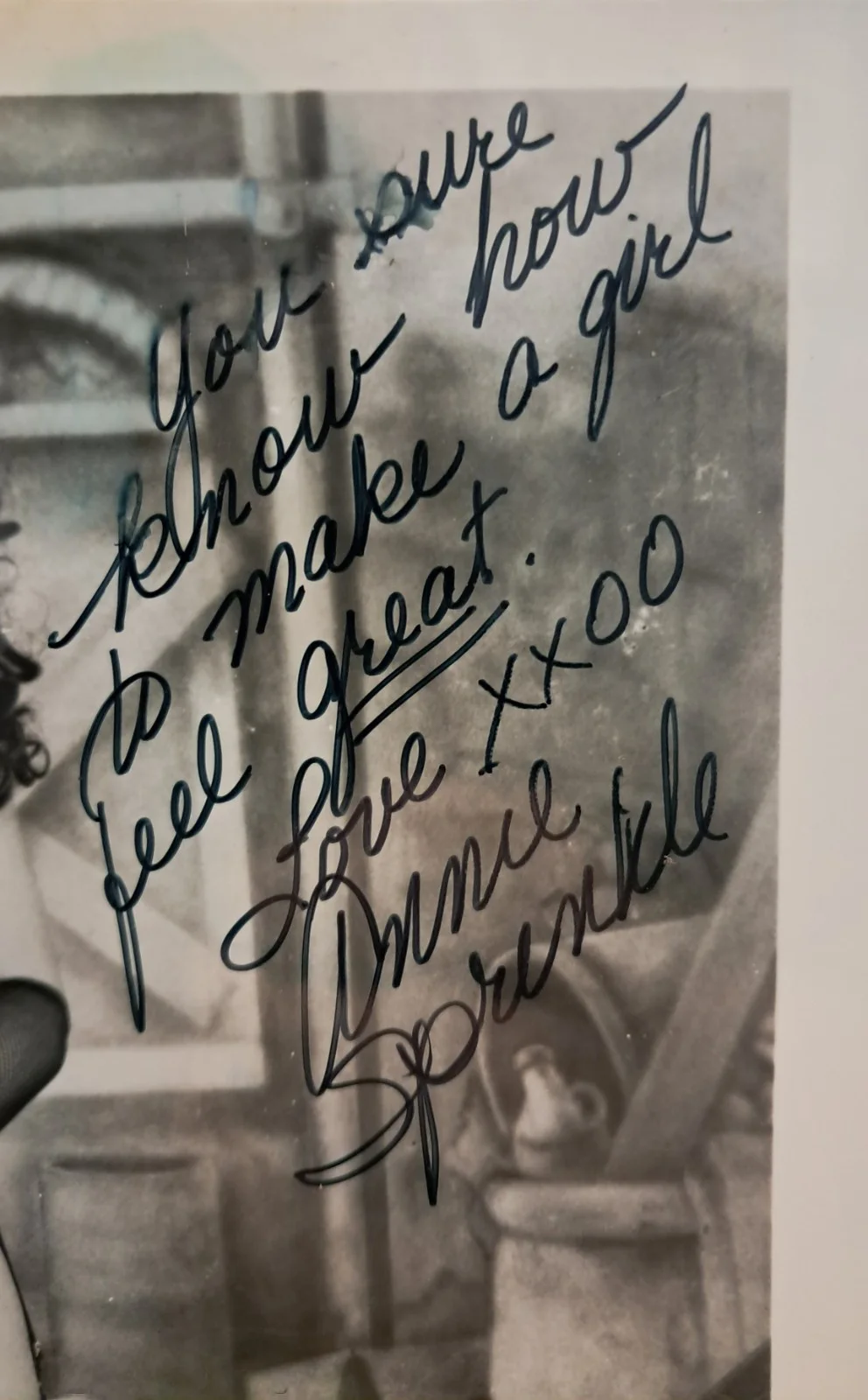 Vintage Annie Sprinkle Autographed 8x10 Photo - Personalized & Provocative, изображение 2