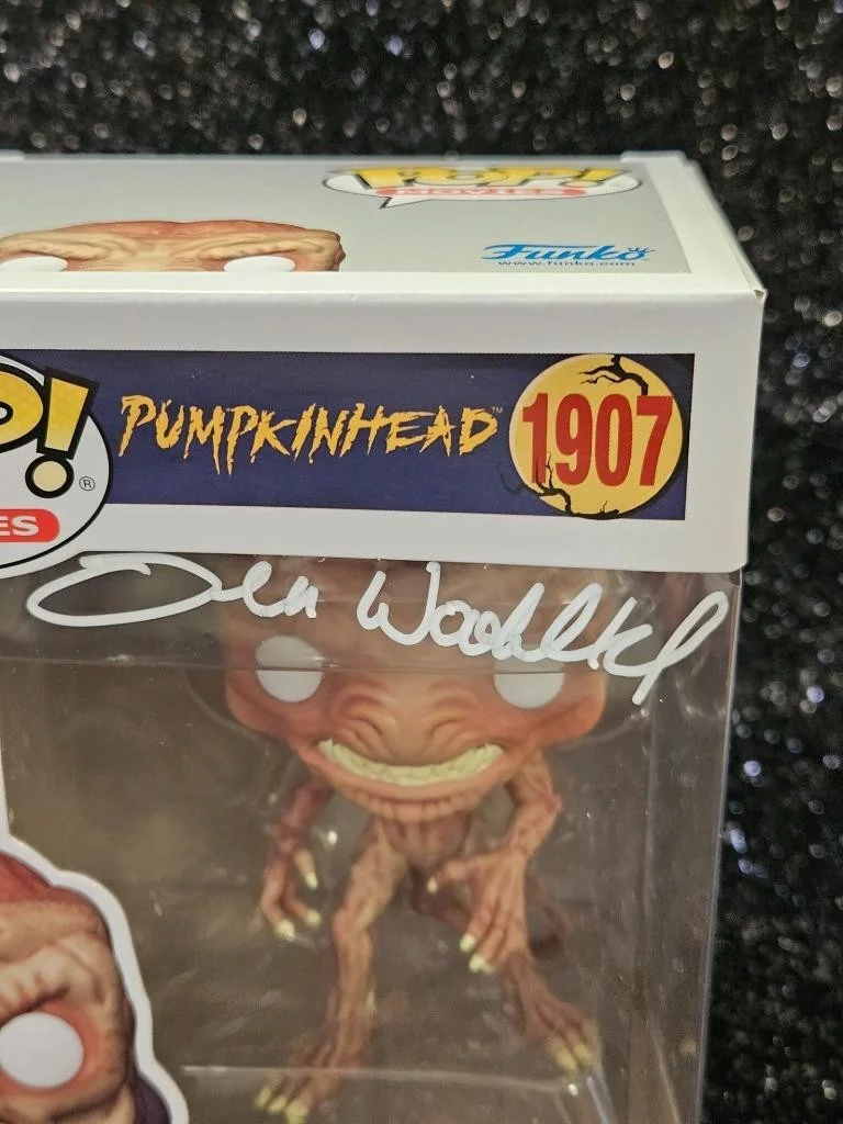 TOM WOODRUFF Jr — TOM WOODRUFF JR HAND SIGNED AUTOGRAPHED FUNKO POP! 1907 PUMKINHEAD FIGURE W/ COA, изображение 2