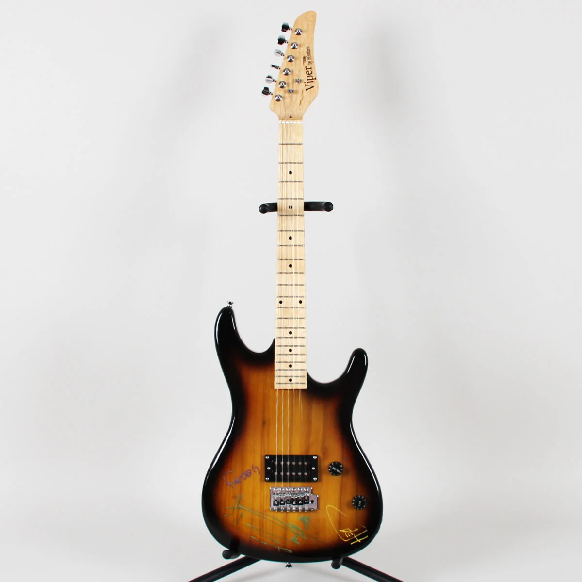Korn Band Signed Guitar Viper Electric BGuitars GE93 (3) Jonathan Davis, Jame..., изображение 5