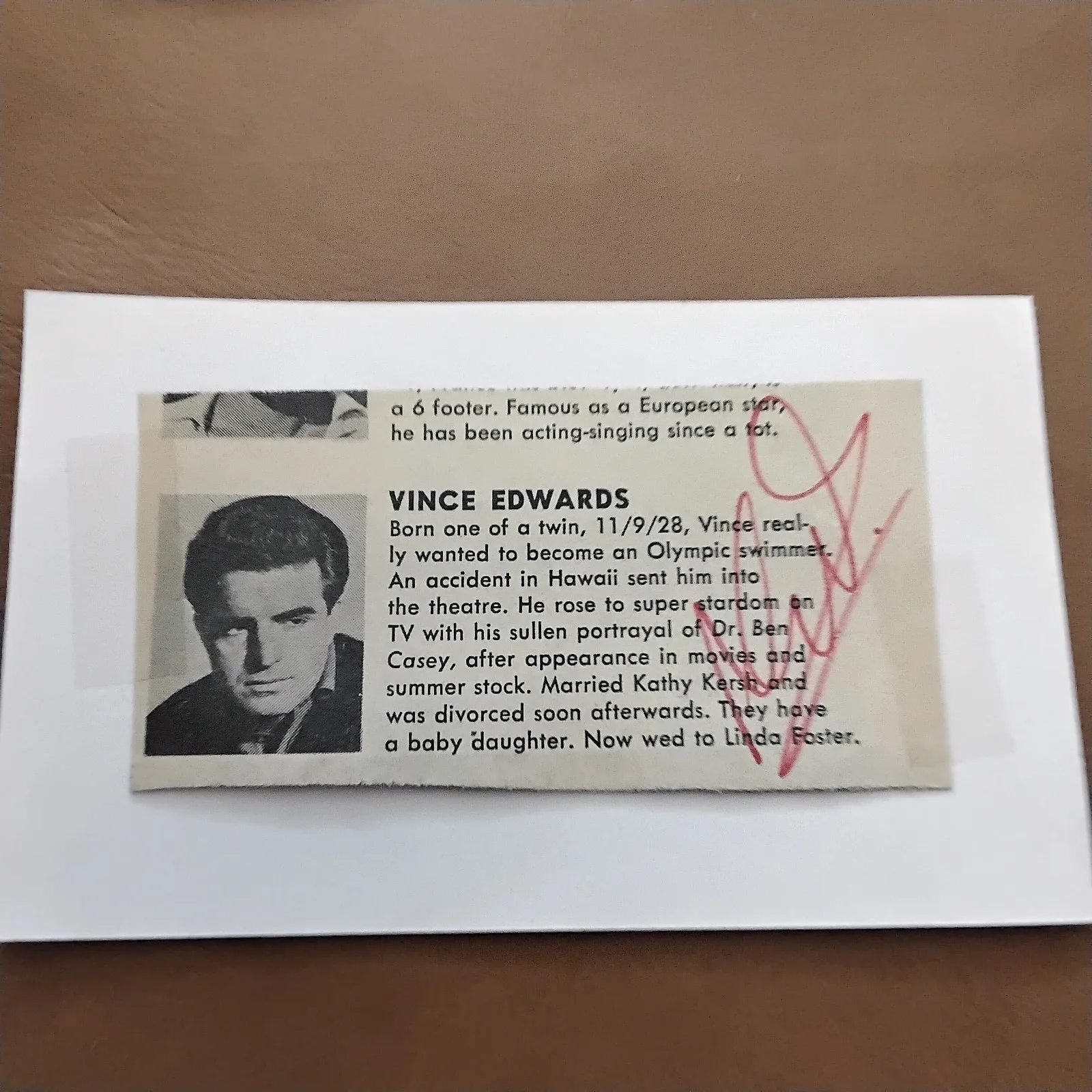 Vince Edwards SIGNED Paper 60s Movie TV Actor Ben Casey Hammerhead The Victors, изображение 2