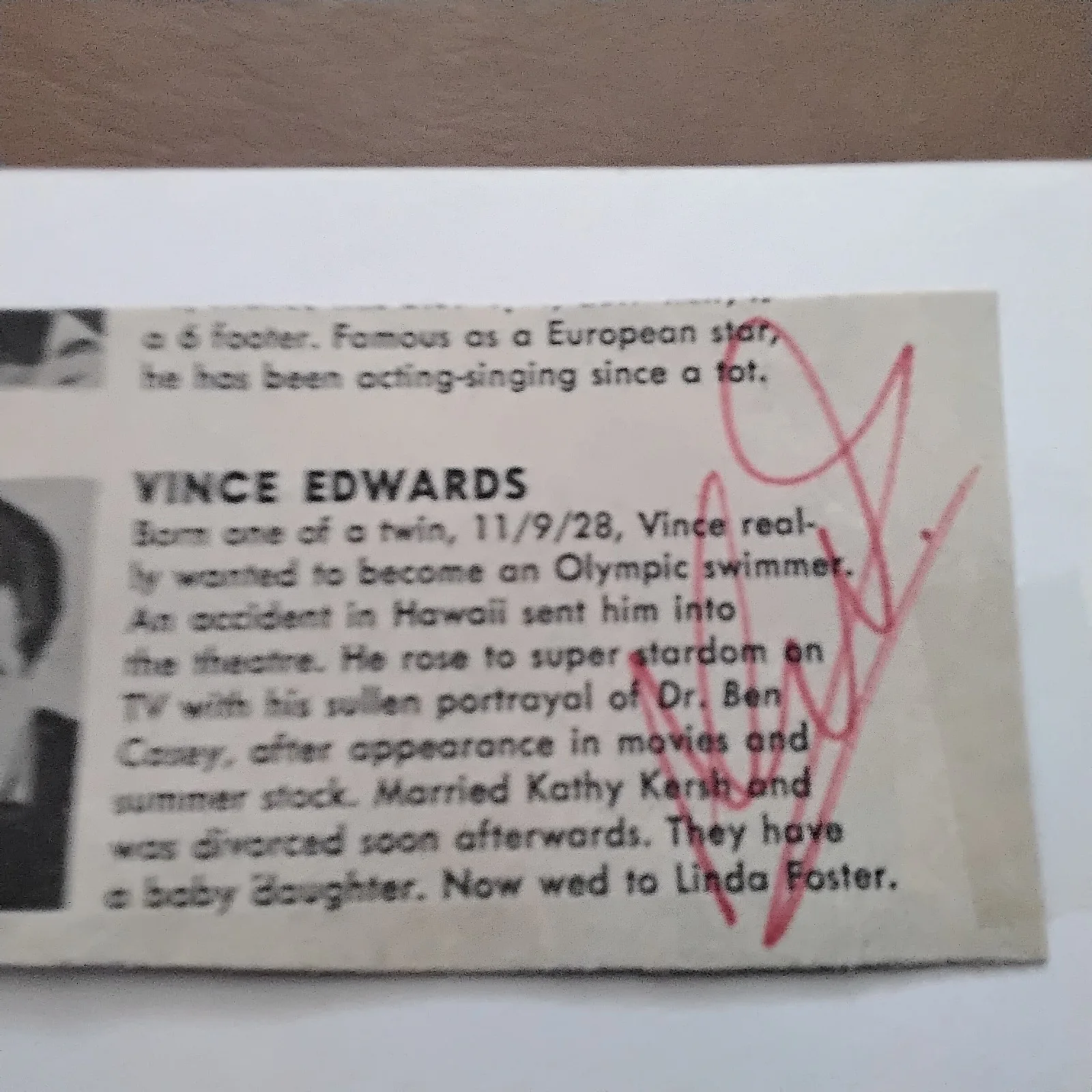 Vince Edwards SIGNED Paper 60s Movie TV Actor Ben Casey Hammerhead The Victors, изображение 3