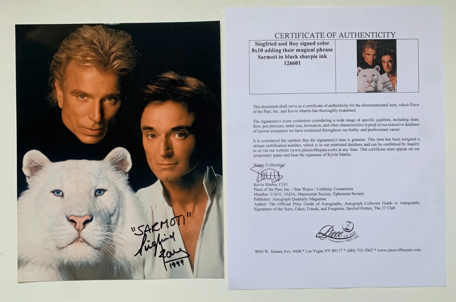 Siegfried, Roy — SIEGFRIED & ROY "Sarmoti" signed 8x10 photo, with COA, изображение 3
