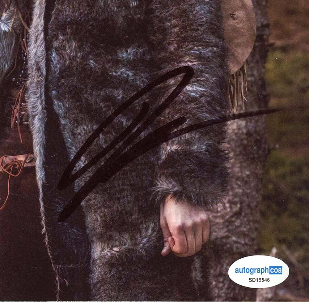 Jessica Matten — Jessica Matten signed "FRONTIER" 8x10 Photo a PROOF Hot SEXY Dark Winds ACOA COA, image 4