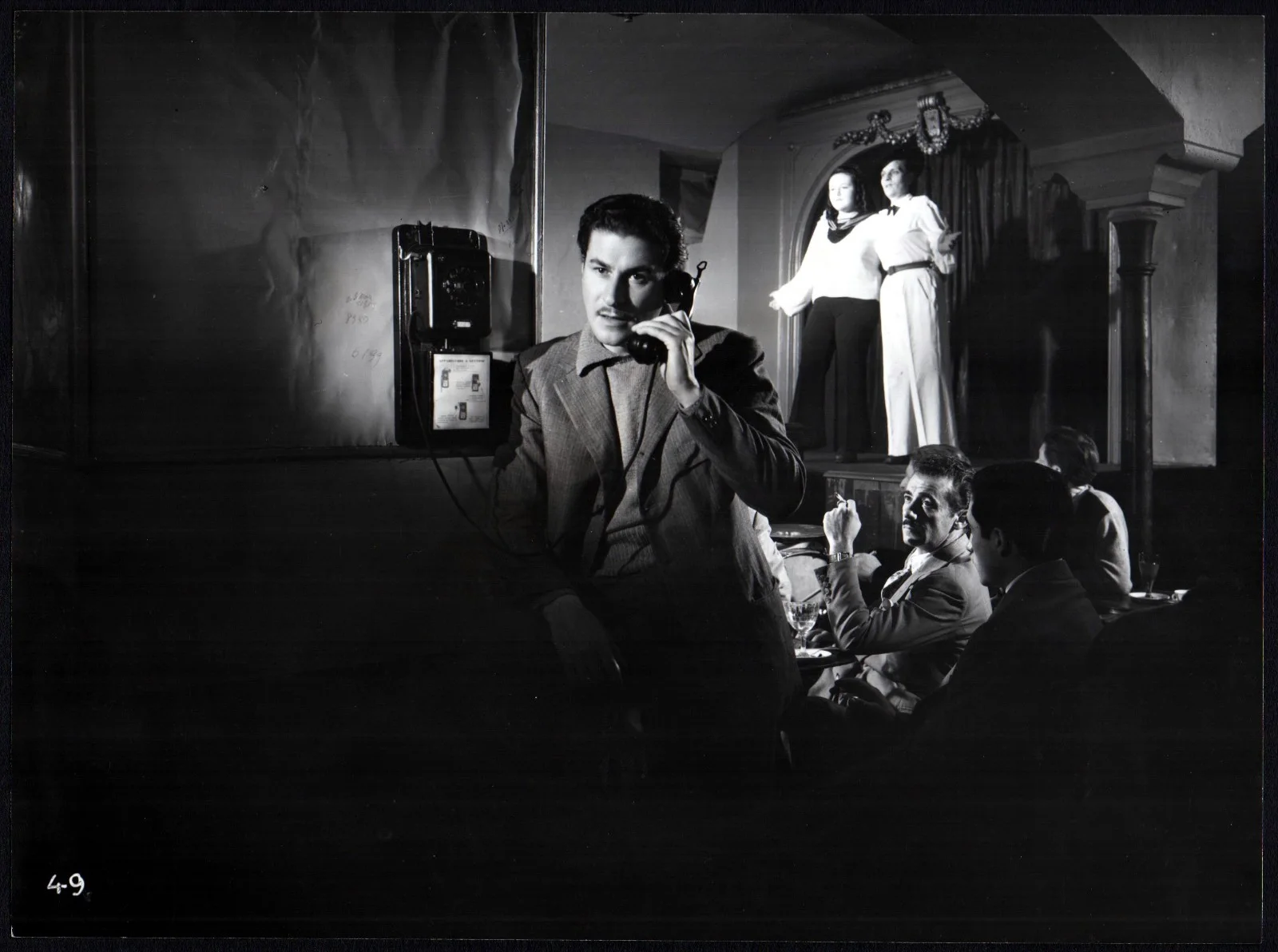 BANDIT 1946 Amedeo Nazzari Alberto Lattuada 2 STILLS, изображение 3