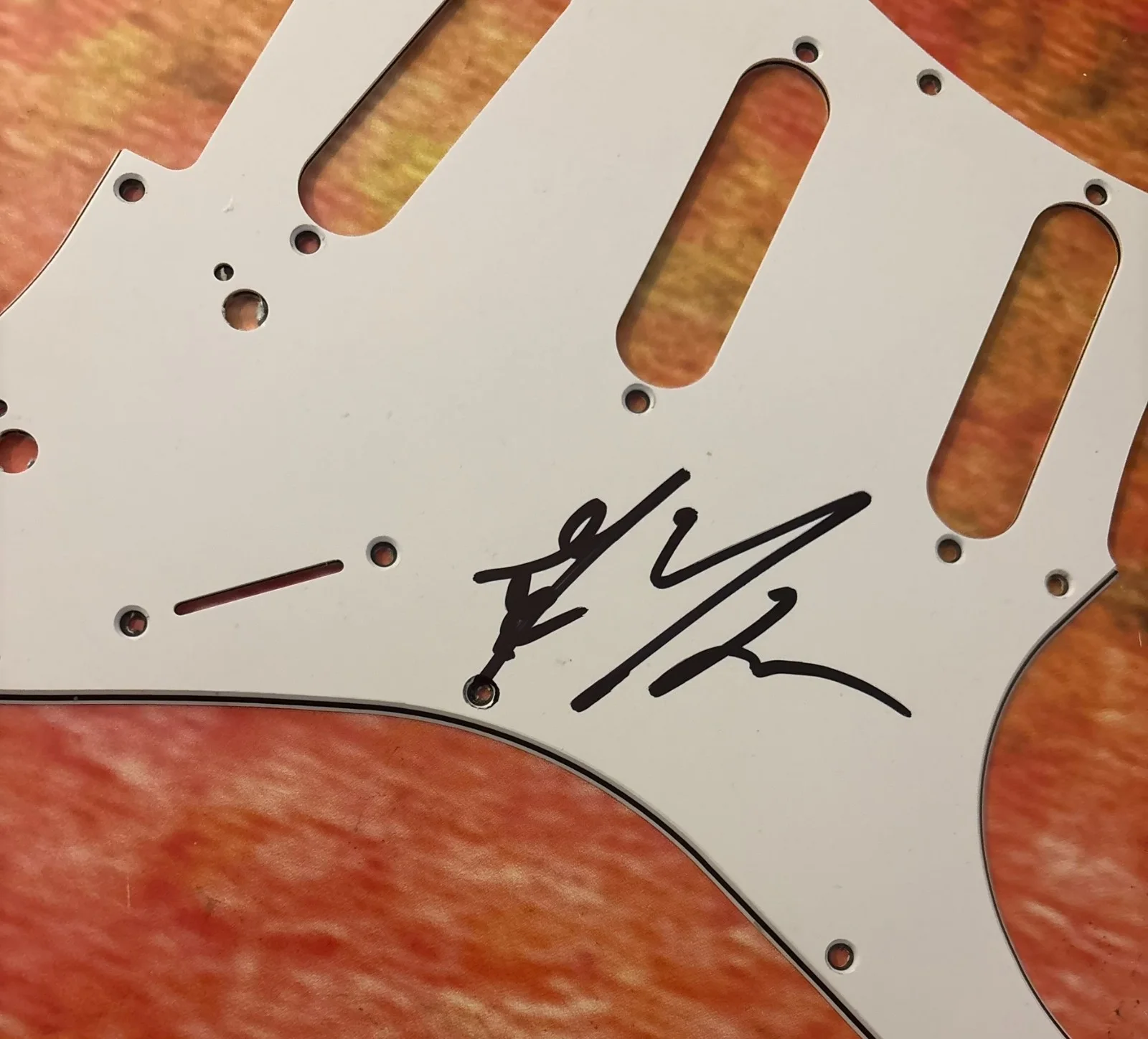 GFA Wheelhouse Legendary Guitarist * GREG HOWE * Signed Electric Pickguard COA, изображение 3