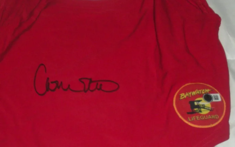 CARMEN ELECTRA BAYWATCH ACTRESS SEXY BECKETT/COA SIGNED RED SWIMSUIT, изображение 2