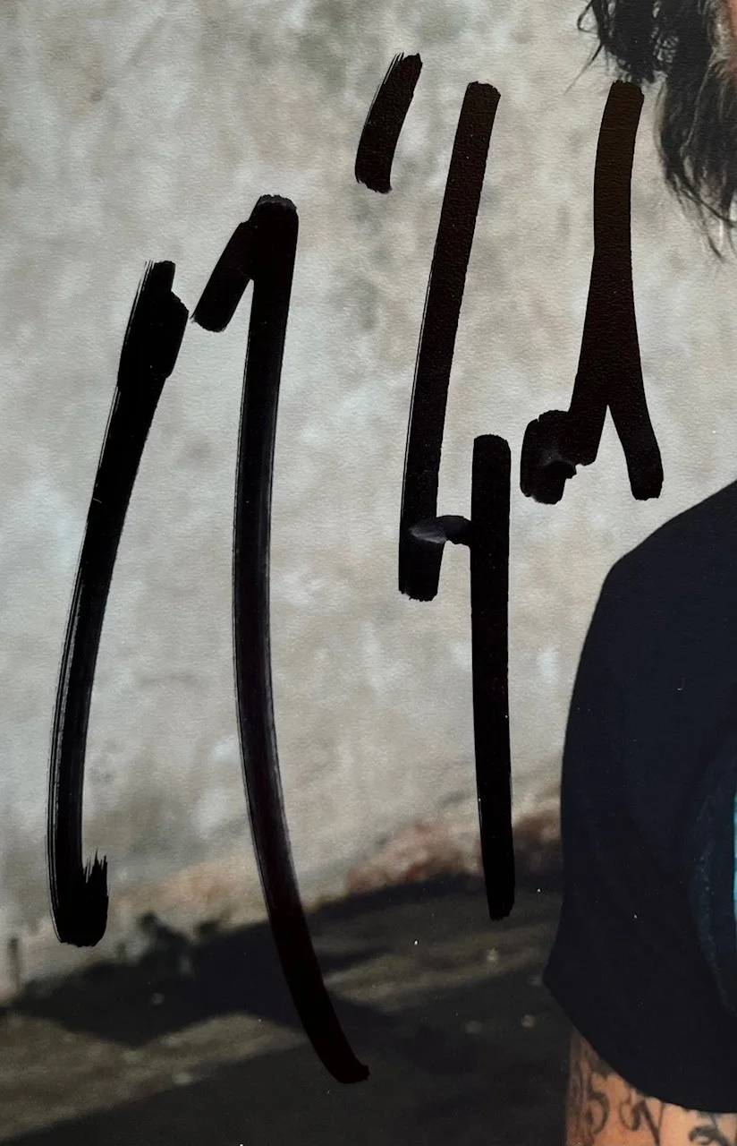 JSA COA signed 8"x 10" autograph GEORGE LYNCH color photo DOKKEN, изображение 3