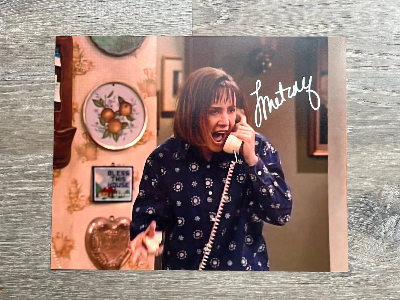 Laurie Metcalf — Laurie Metcalf Signed Roseanne 8x10 Photo Beckett COA Aunt Jackie, изображение 2