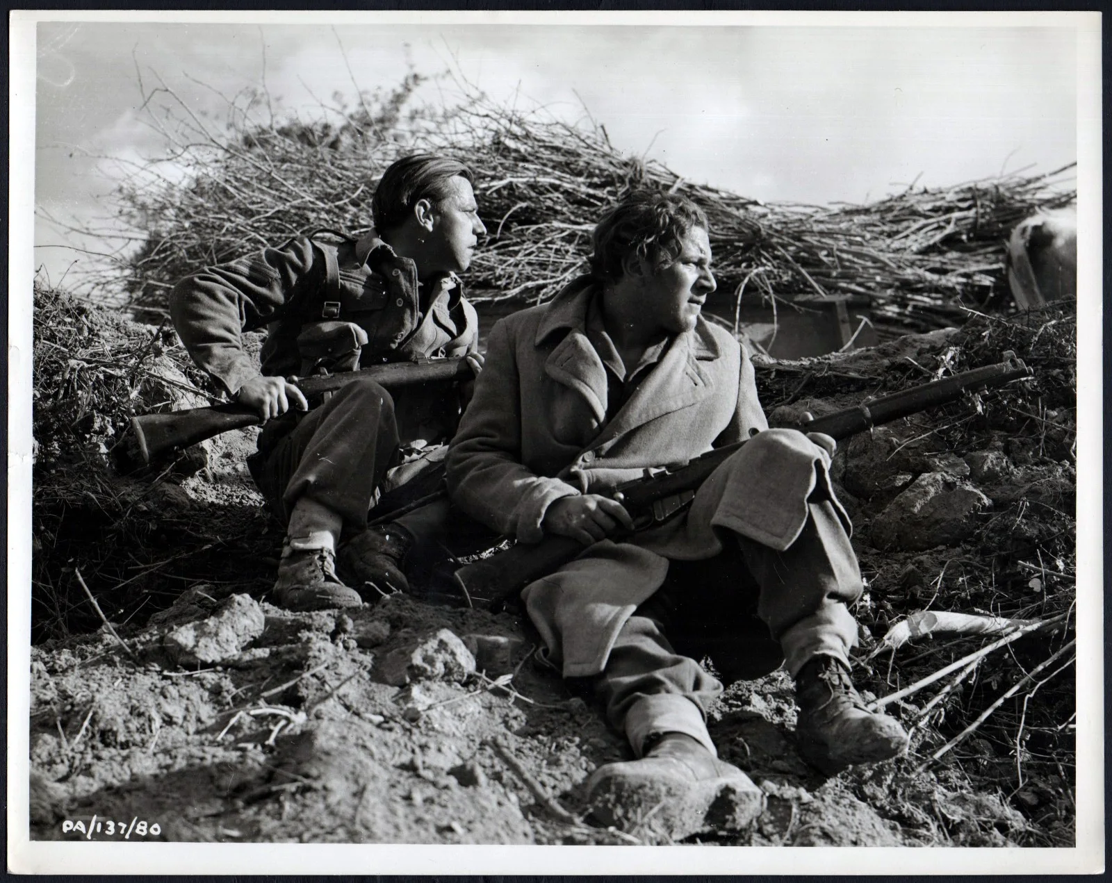 PRIVATE ANGELO 1949 Peter Ustinov, Harry Locke, Philo Hauser 3 10x8 STILLS, изображение 5