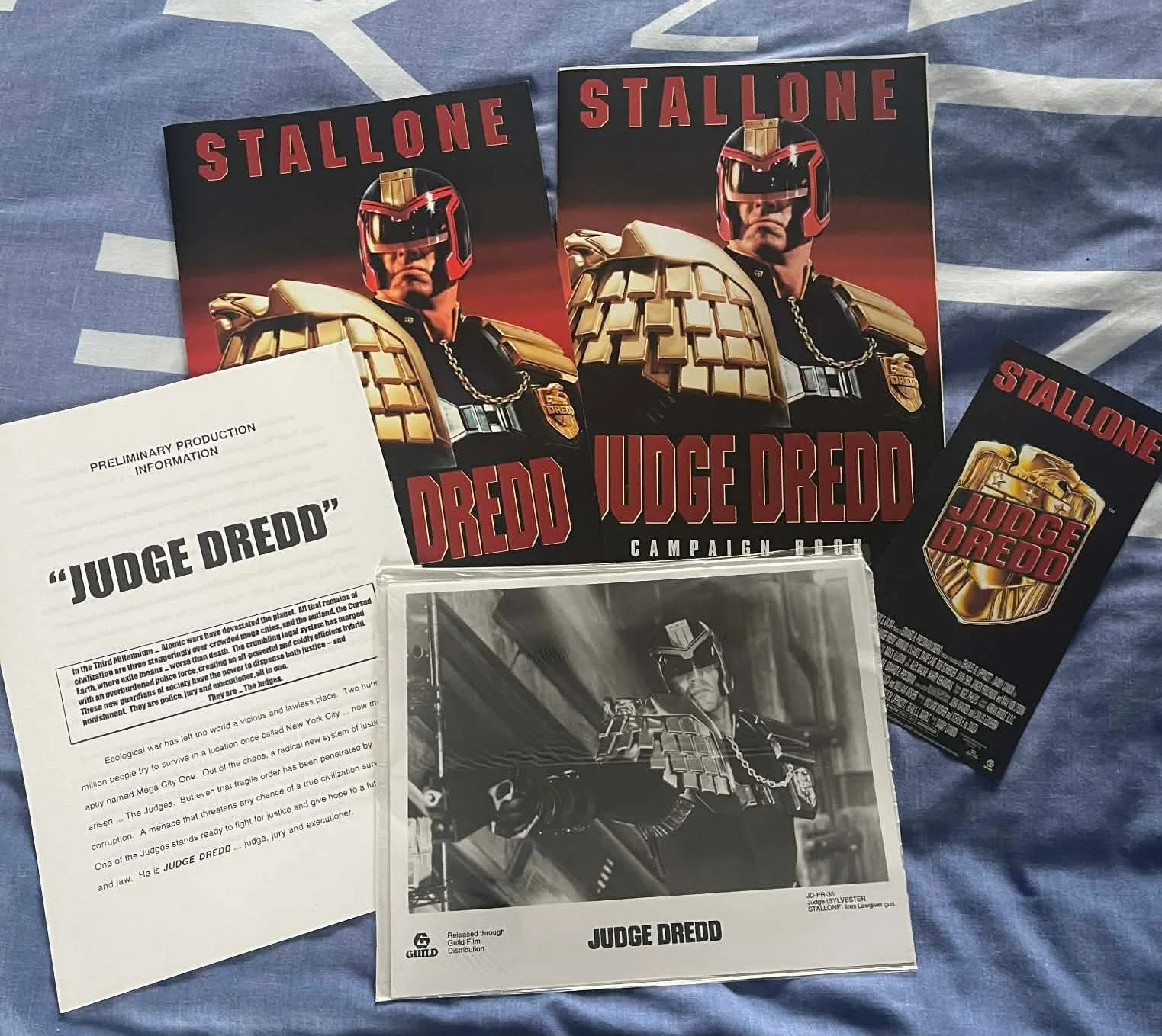 JUDGE DREDD Movie Original Press kit 1995 Stills SYLVESTER STALLONE, image 2